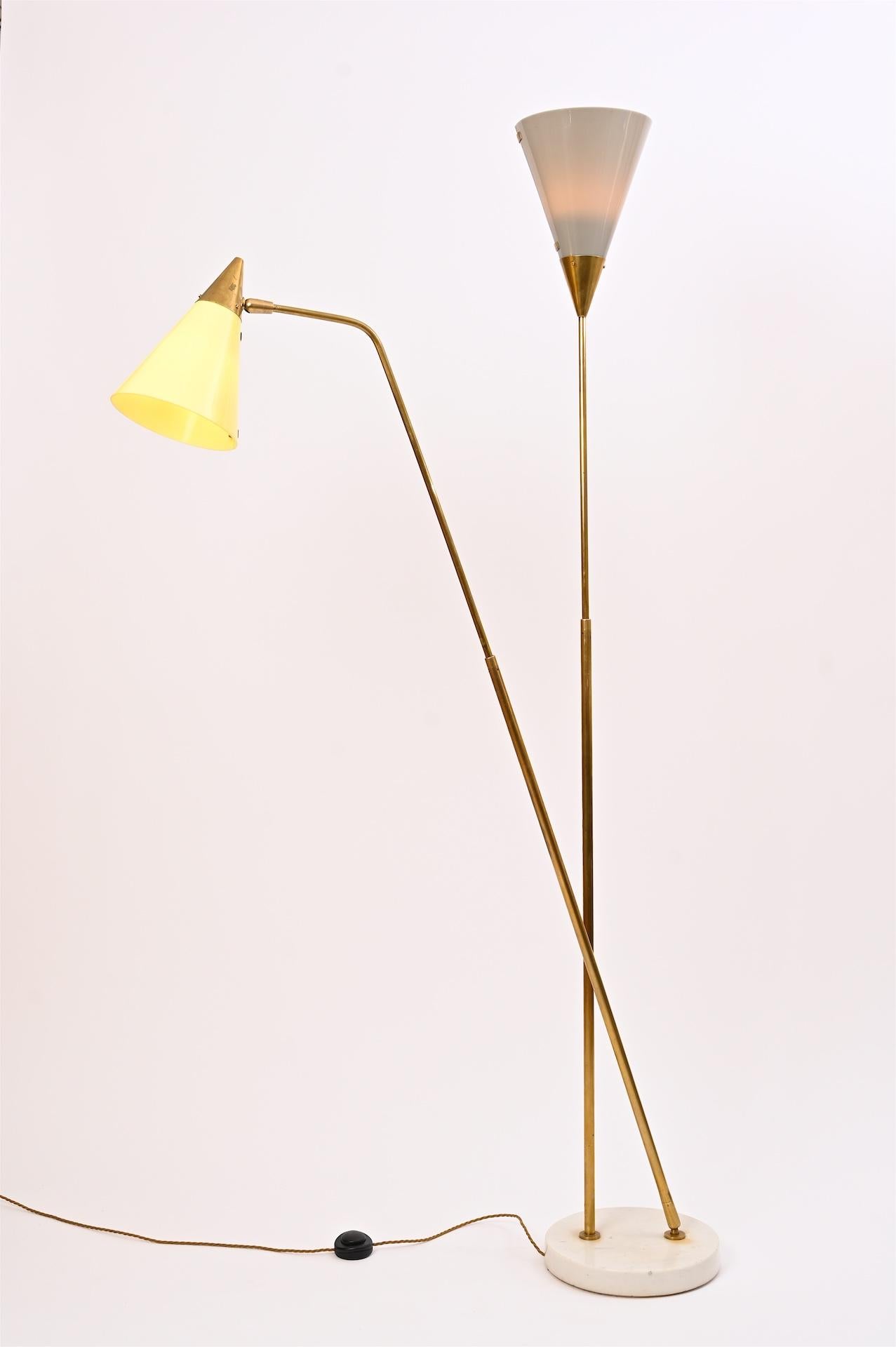 Elegant two light adjustable floor lamp by Guiseppe Osuni for Oluce

Beautiful colours to the shades. One pastel grey the other a pastel yellow.
 