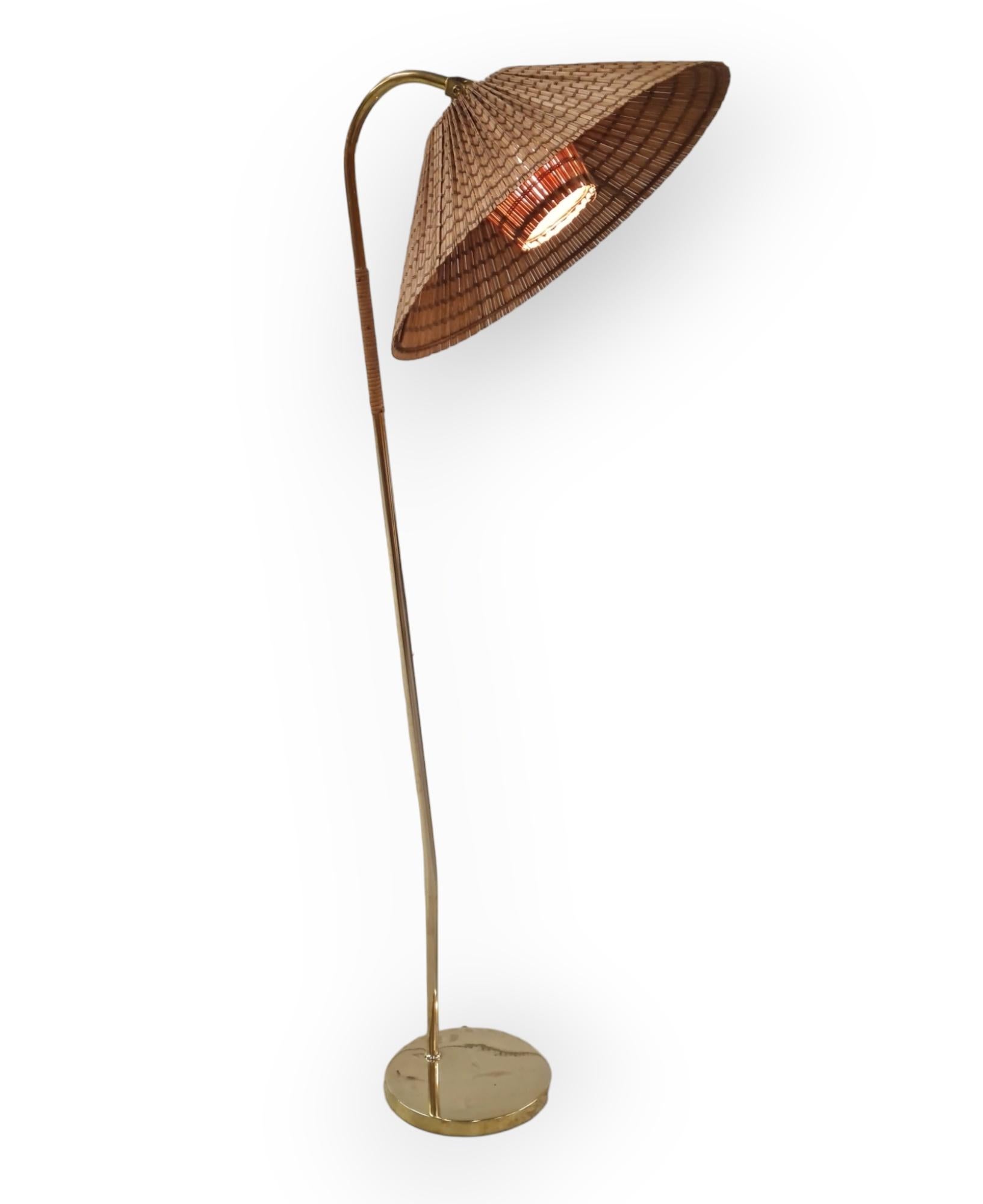 Rare Gunnel Nyman Floor Lamp Model No. 62043 by Idman, 1940 For Sale 6