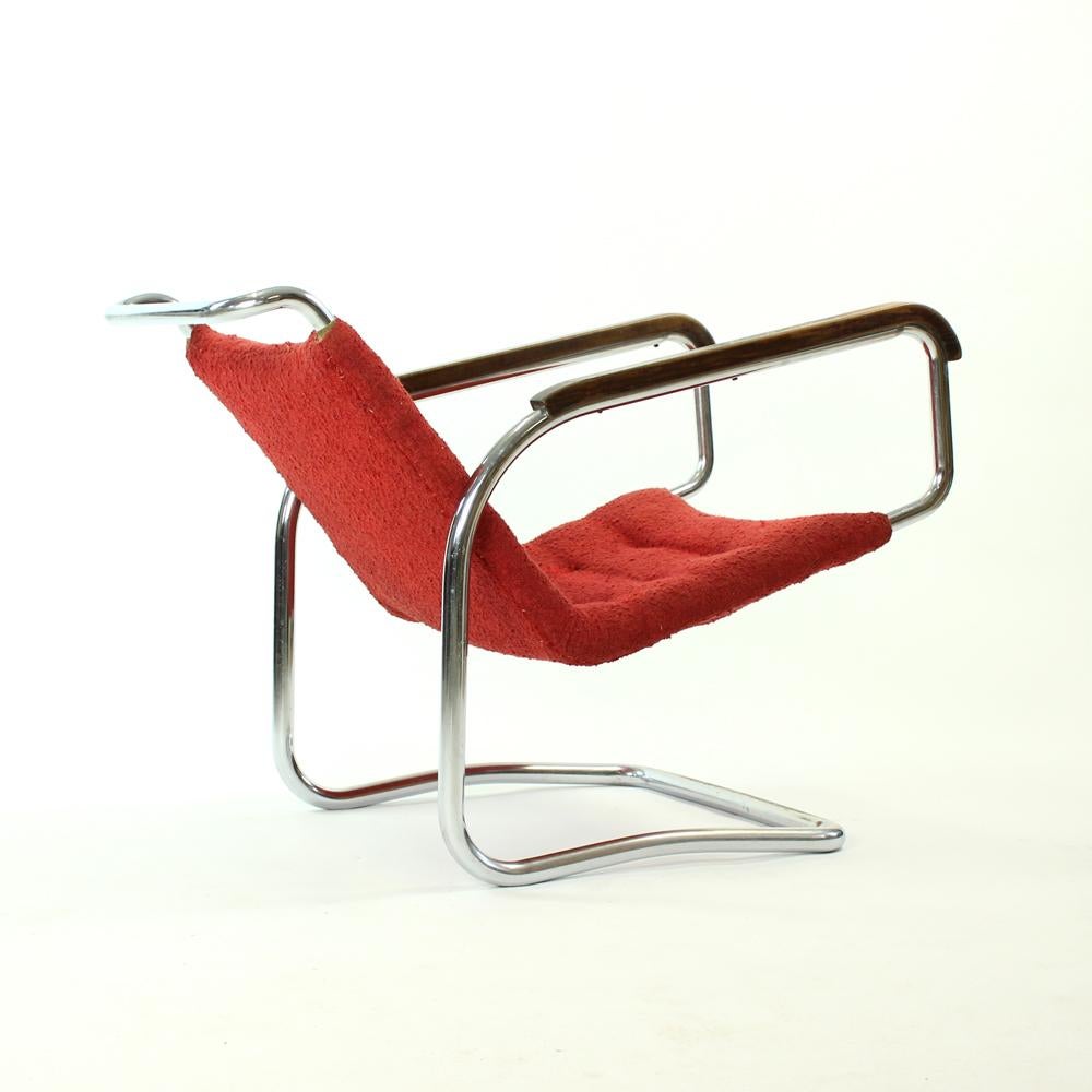 Rare H-91 Bended Chrome Pipe Armchair by Halabala, circa 1930 For Sale 3