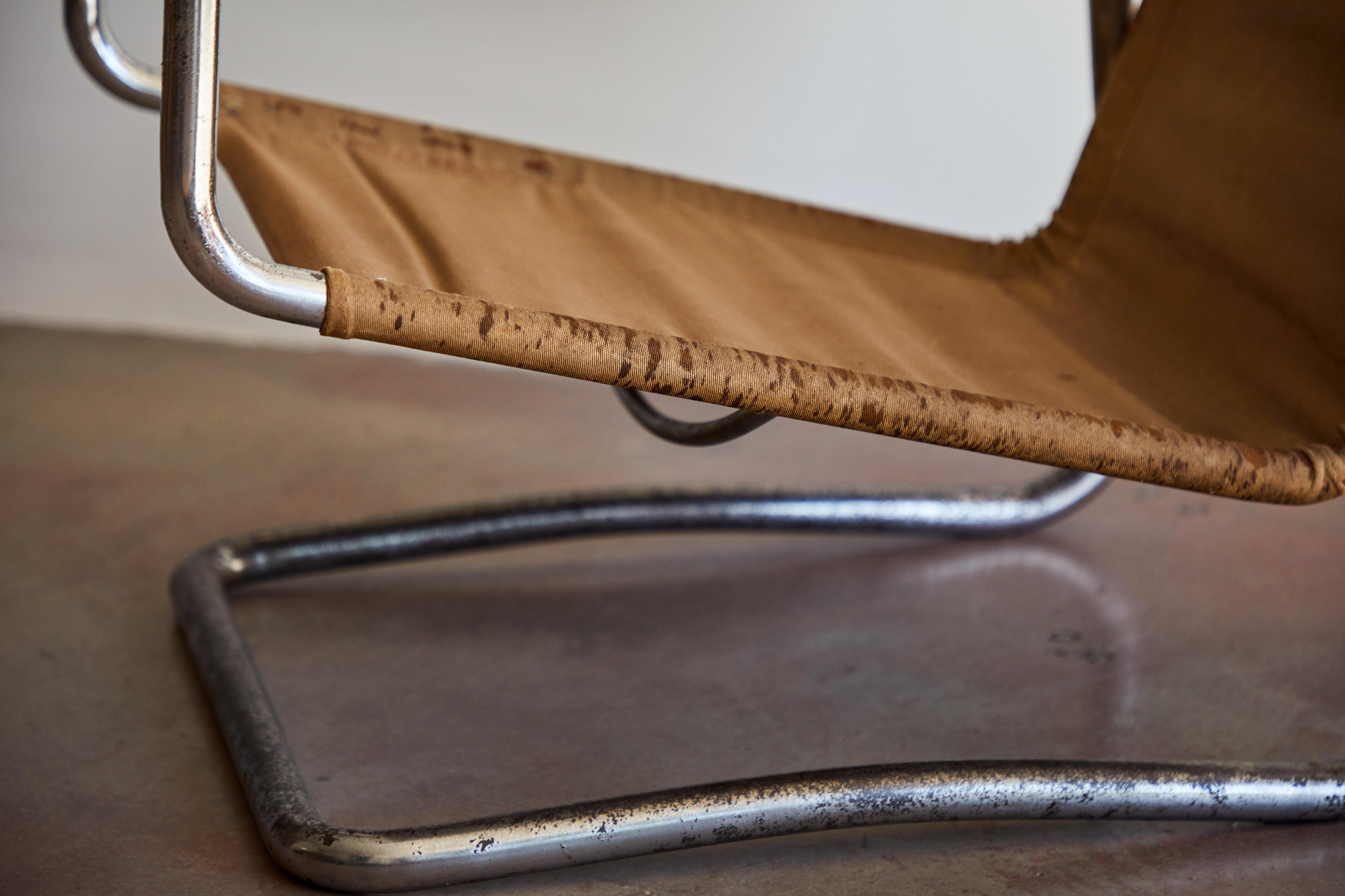 Rare H-91 Lounge Chair by Jindrich Halabala In Distressed Condition In Los Angeles, CA