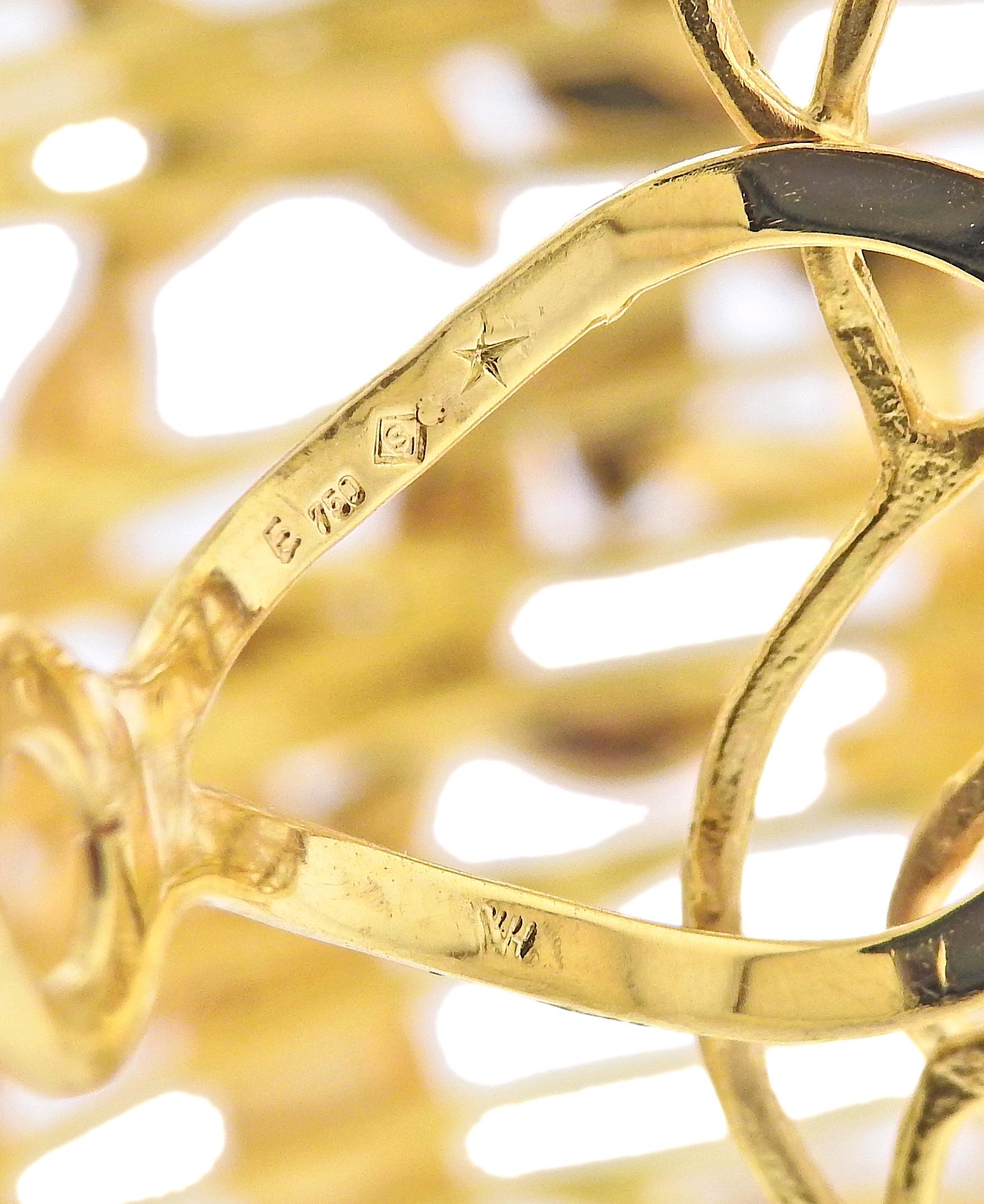 breiter H. Stern-Armreif mit Fancy-Diamant-Blumen in Gold im Zustand „Hervorragend“ in Lambertville, NJ