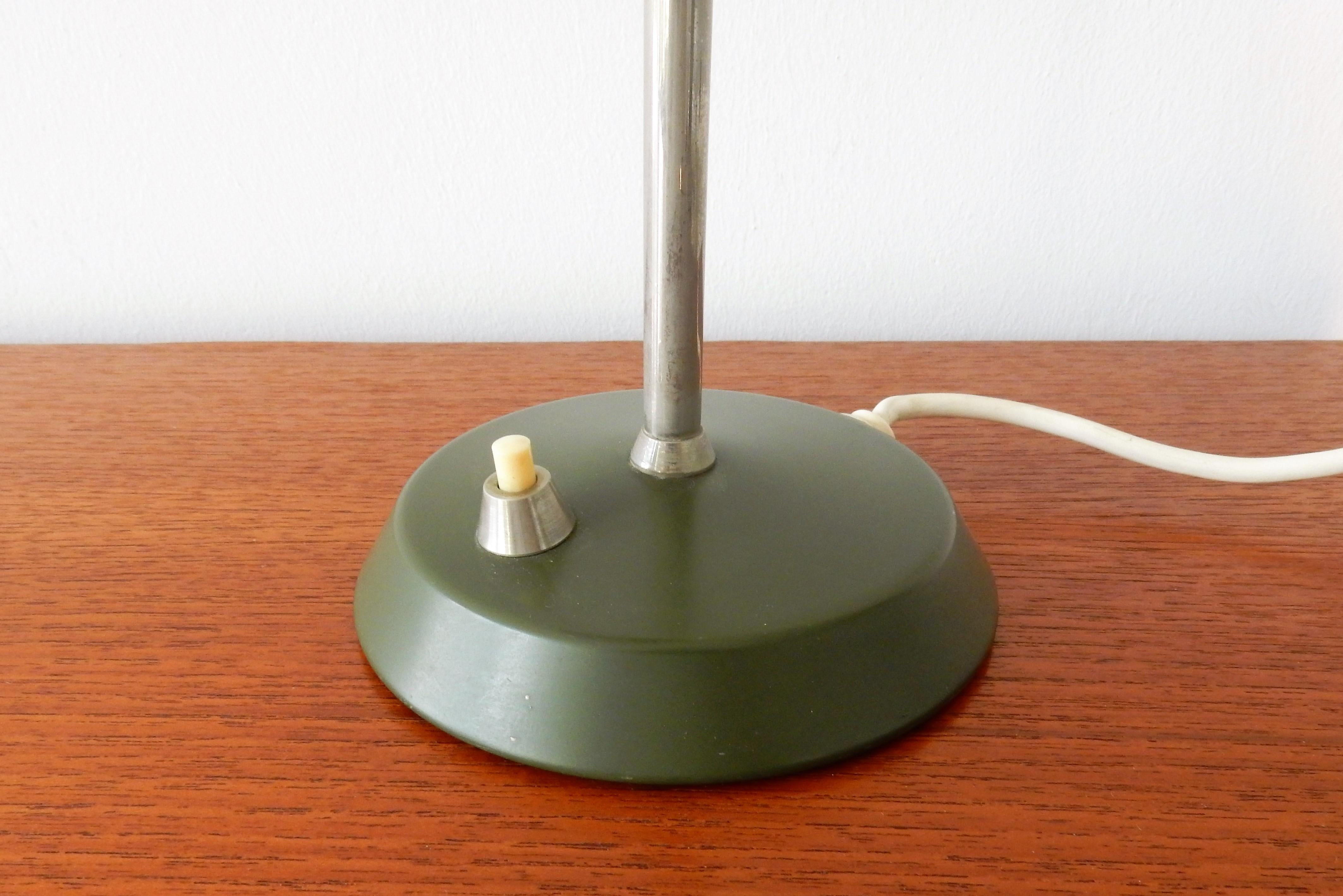 Rare Hala Desk Lamp, the Netherlands, 1960s In Good Condition In Steenwijk, NL
