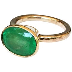 Rare Hammered Yellow Gold Emerald Ring Big 4.80 Carat Natural Colombian Emerald
