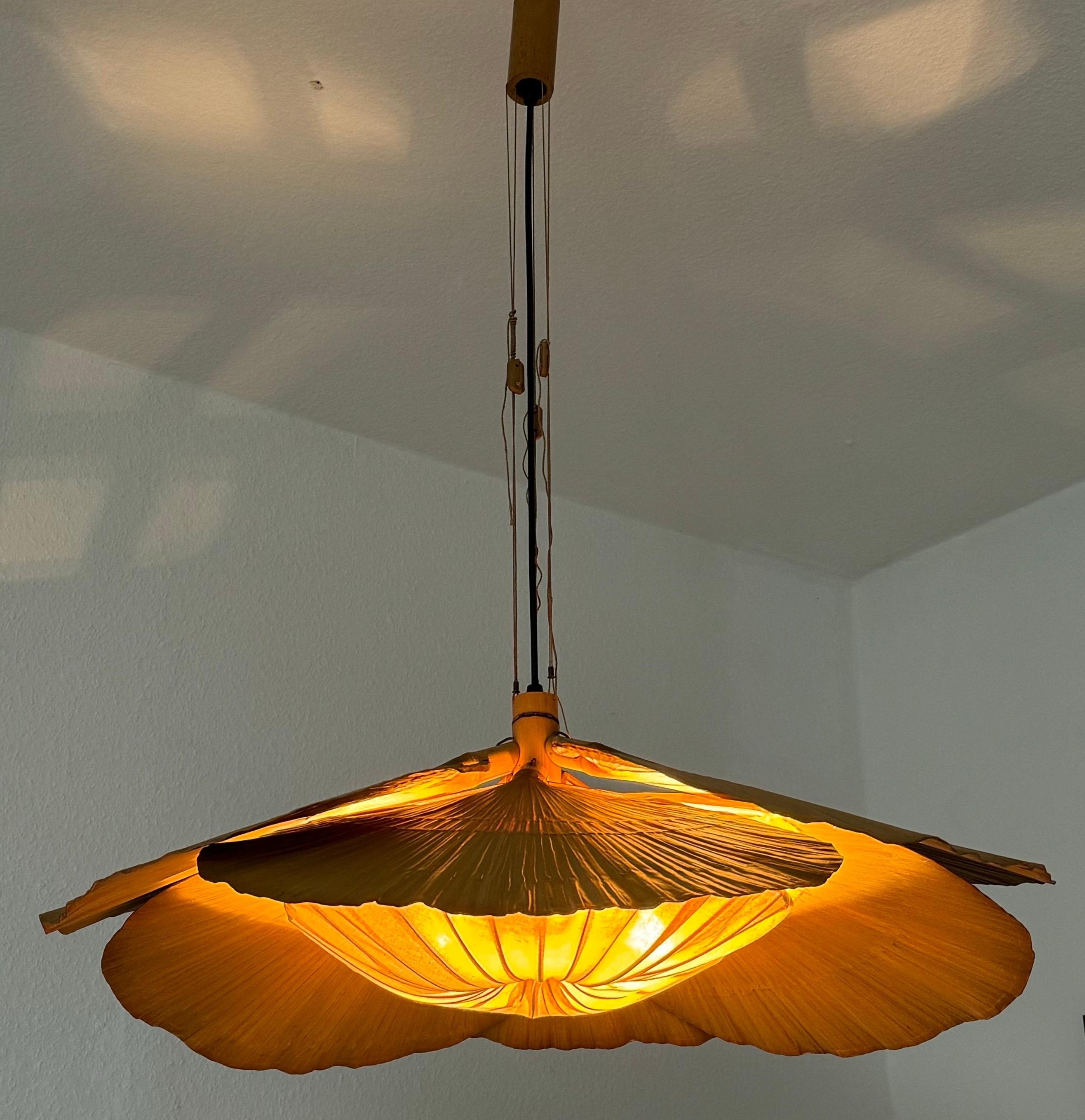Rare suspension Uchiwa Halo II d'Ingo Maurer pour Design M, 1970 Excellent état - En vente à Wiesbaden, Hessen