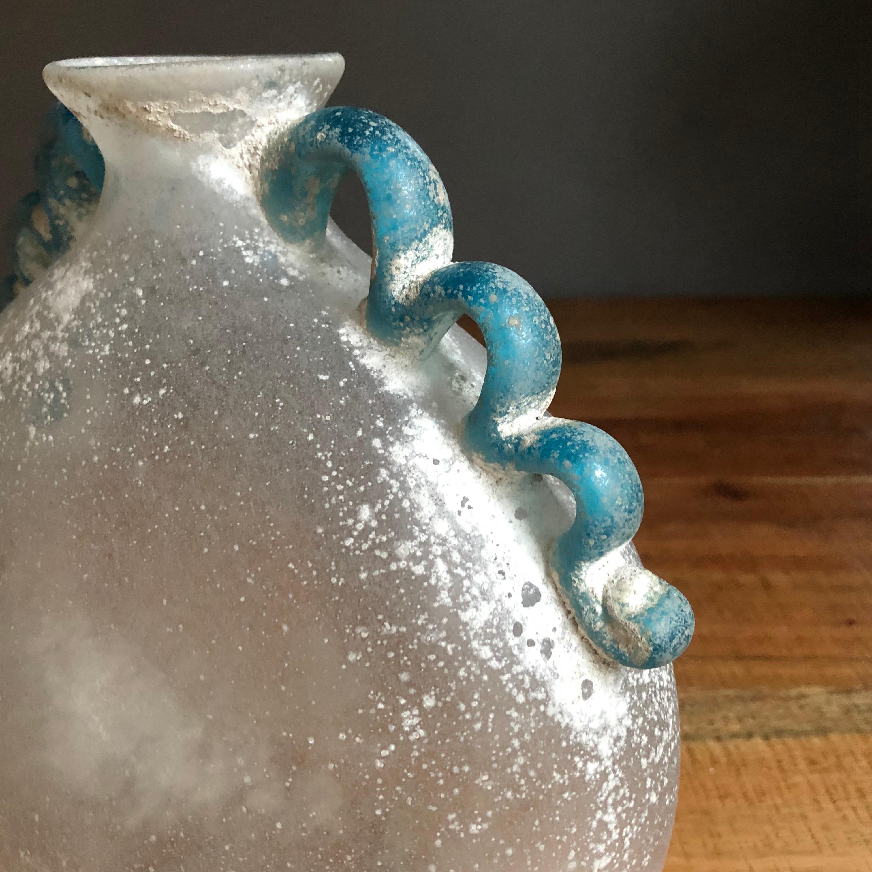 italien Rare vase en verre Scavo soufflé à la main par Seguso, 