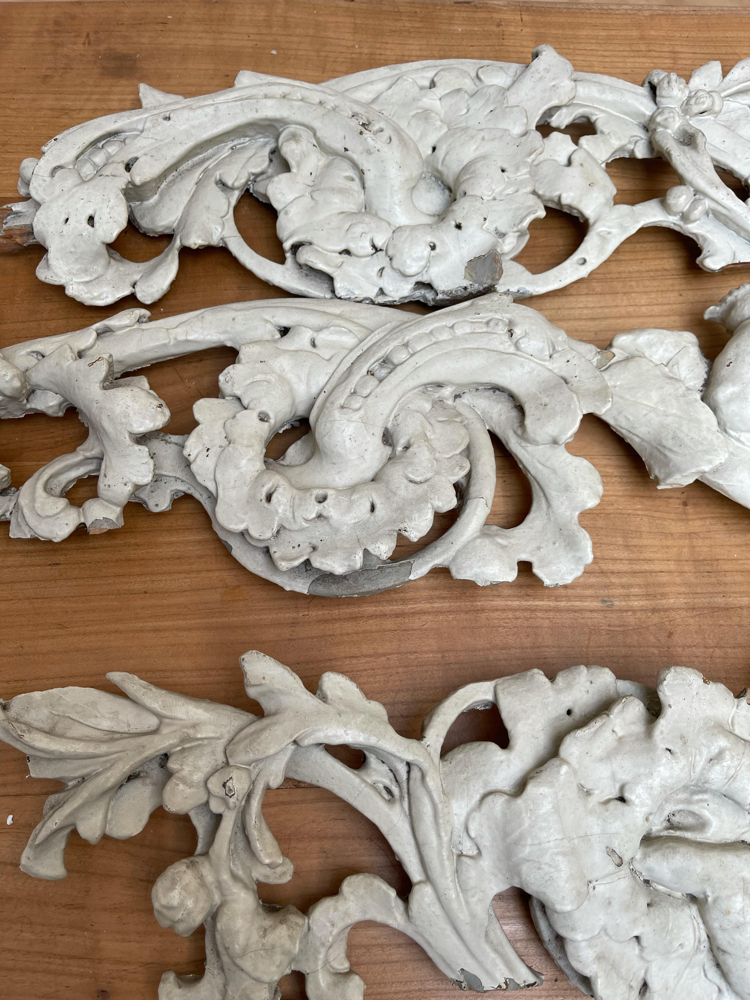 Rare Hand Carved Baroque Architectural Wall or Ceiling Cherubs Sculptures 9 Feet For Sale 7