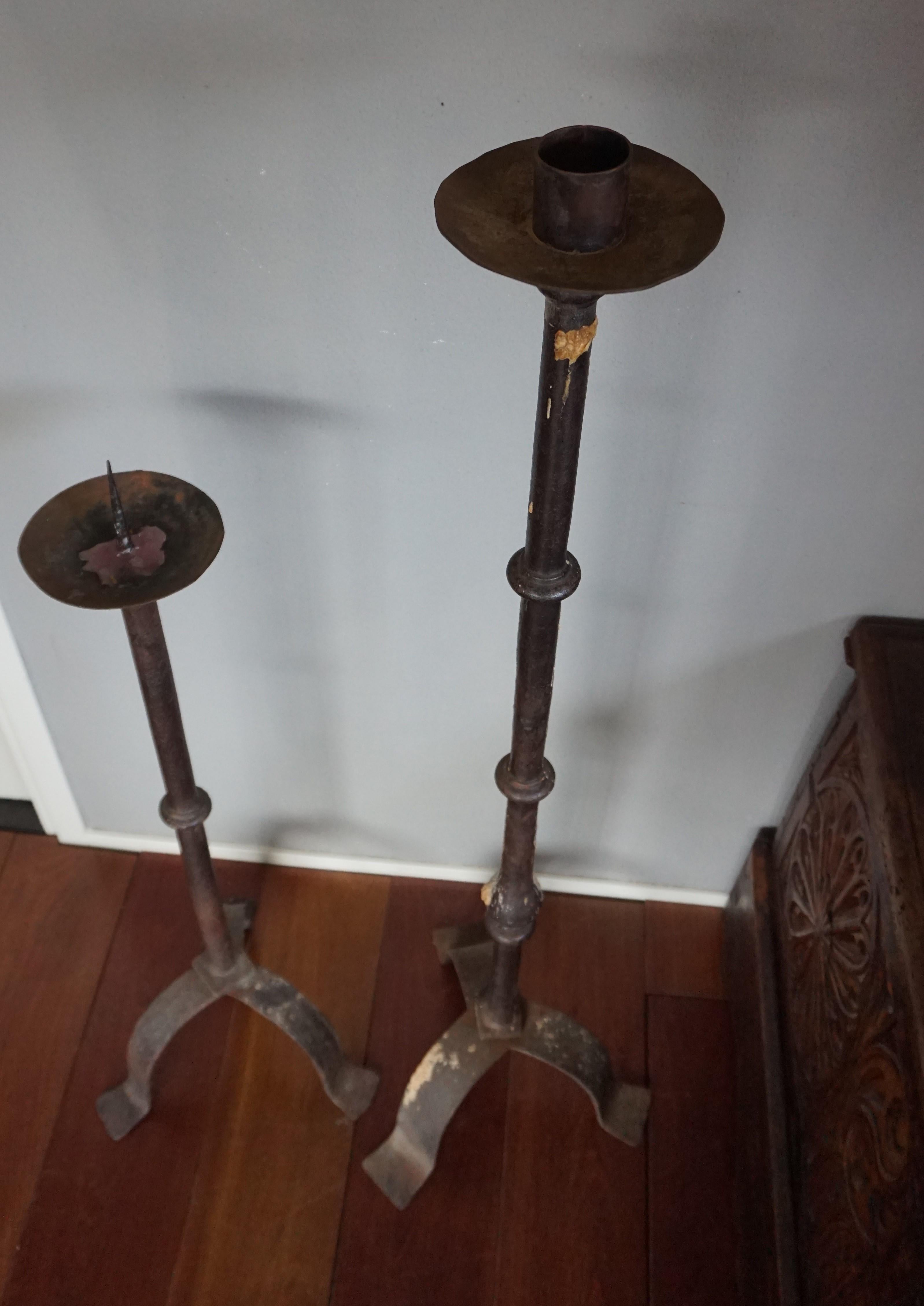 Rare Hand Forged Pair of 19th Century Wrought Iron Candlesticks / Candleholders In Good Condition In Lisse, NL