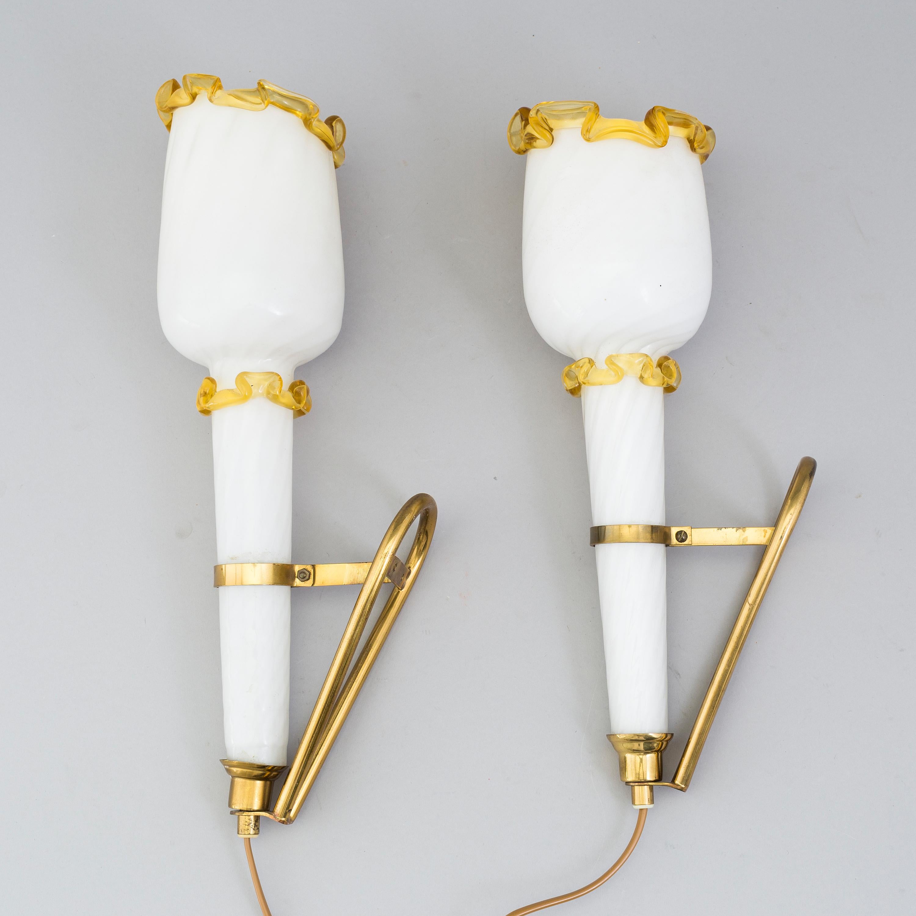 Murano Glass Pair of Sconces Italy 1940 In Good Condition For Sale In Paris, FR