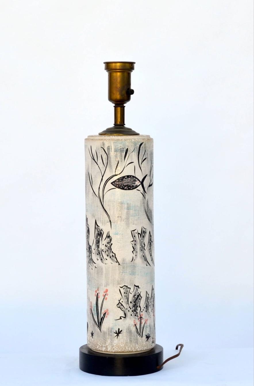 Rara lámpara de mesa cilíndrica pintada a mano por TYE of California Moderno en venta