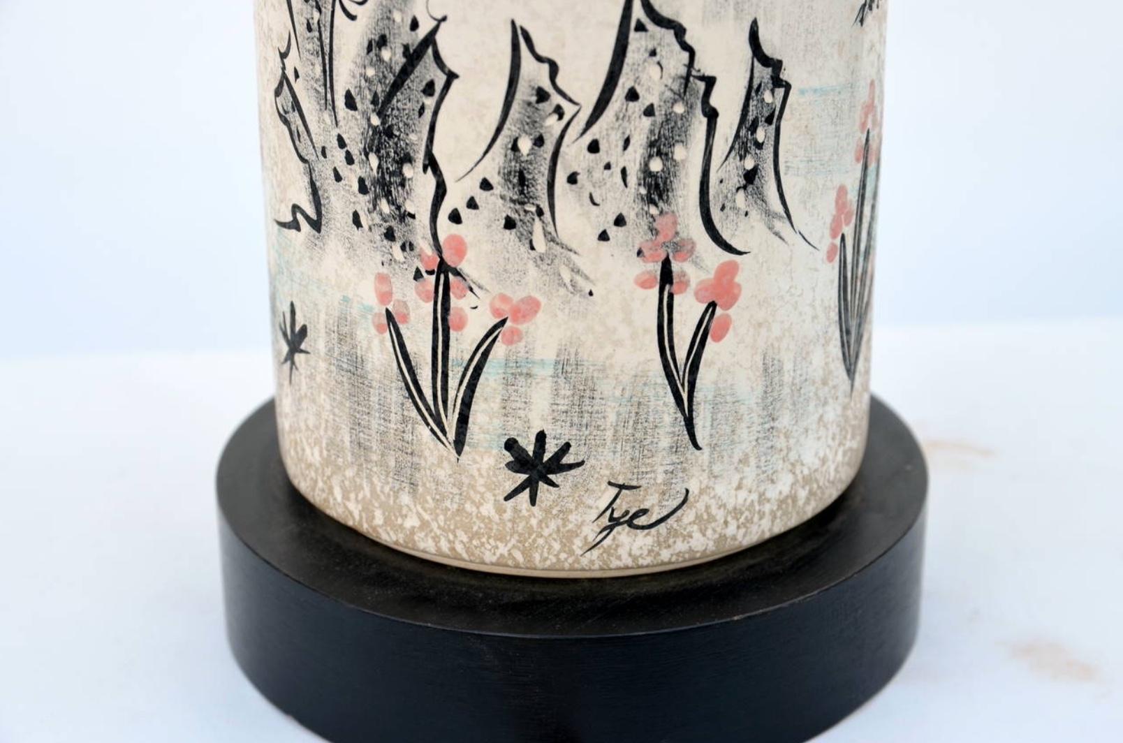 Rare Hand Painted Cylinder Table lamp by TYE of California For Sale 1