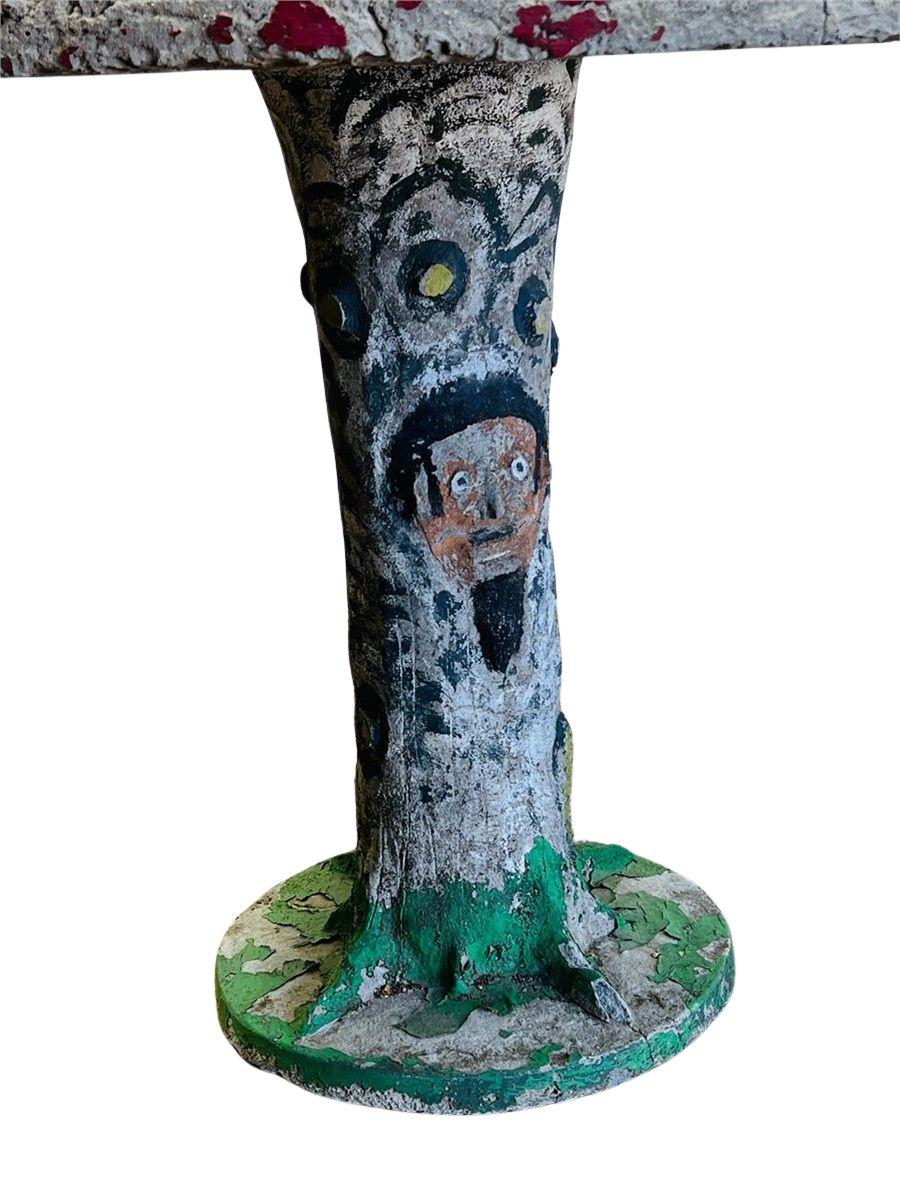 Rare table de jardin en faux bois peinte à la main en vente 2