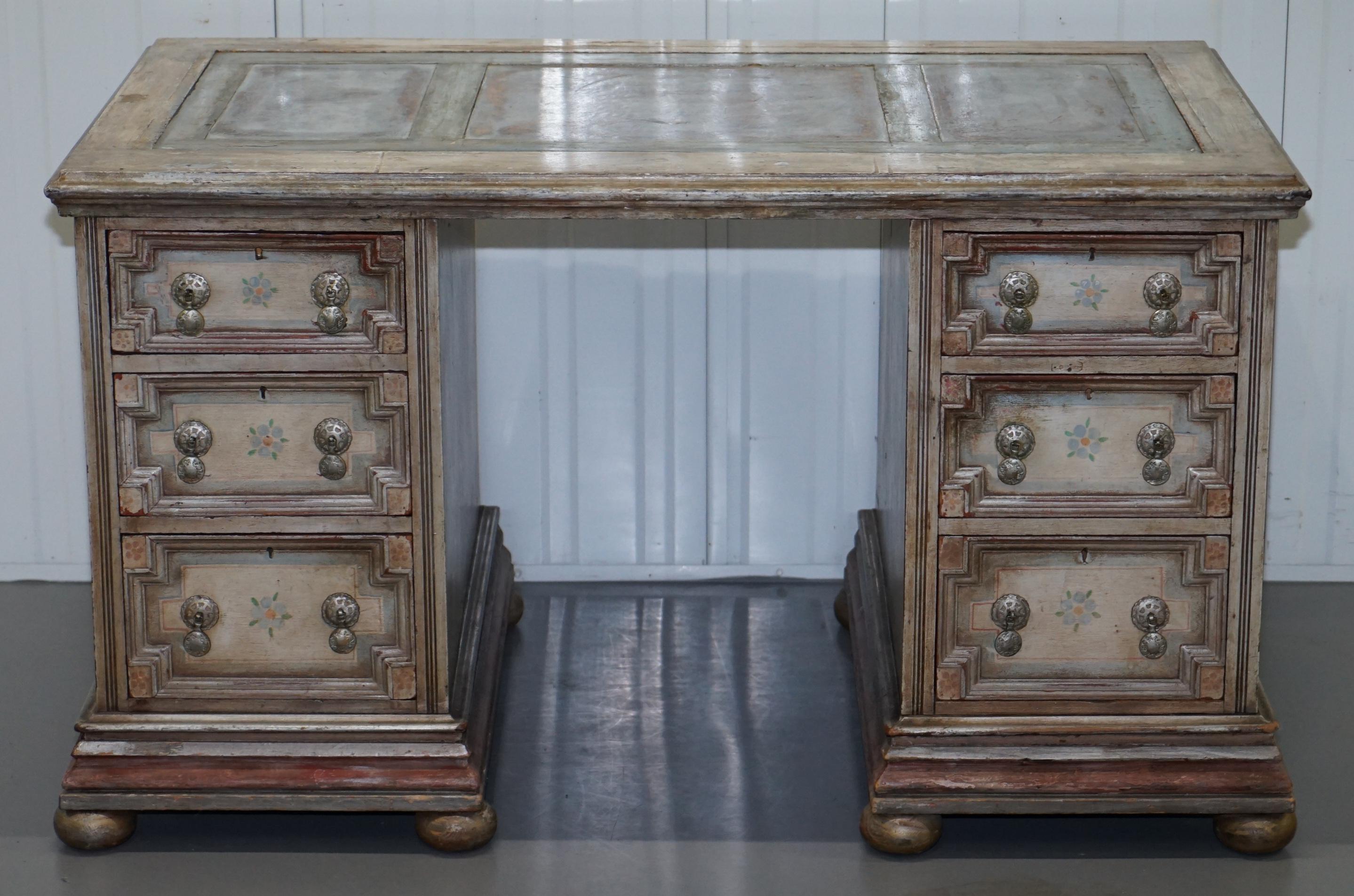 We are delighted to offer for sale this lovely hand painted circa 1940 solid oak best by the Marquis d'Oisy Ambrose Thomas (1880-1959)

The painted pedestal desk is circa 1940-1950, decorated and painted by the Marquis d'Oisy, with a leather top,