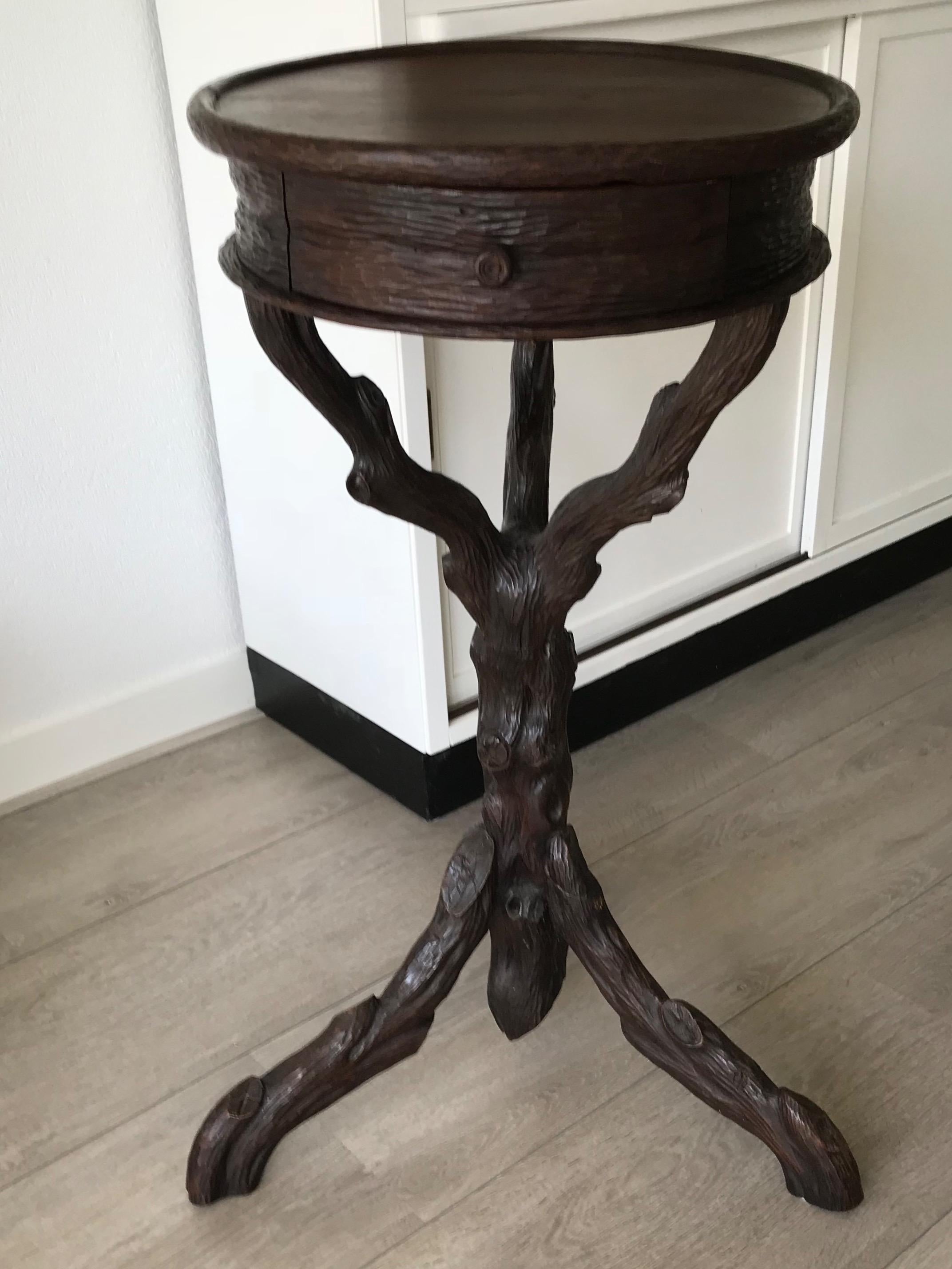 Unique and impressive table by Horrix, from circa 1870. 

If you are a collector of rare, stylish and functional Black Forest pieces then this excellent condition table could be the perfect addition to your collection and/or interior. This unique
