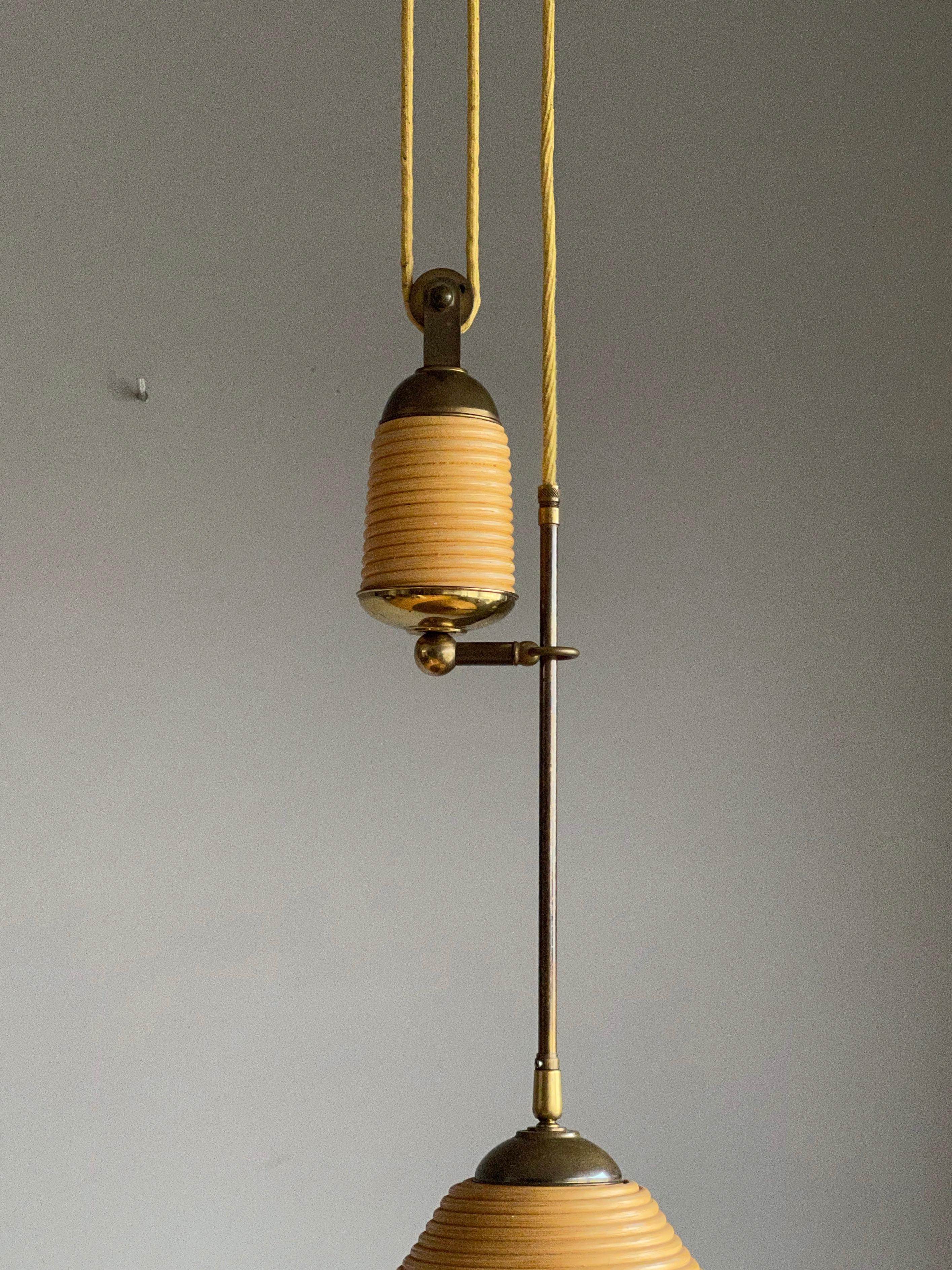 Rare Handcrafted Mid-Century Modern Rattan & Brass Pendant Light / Ceiling Lamp 9