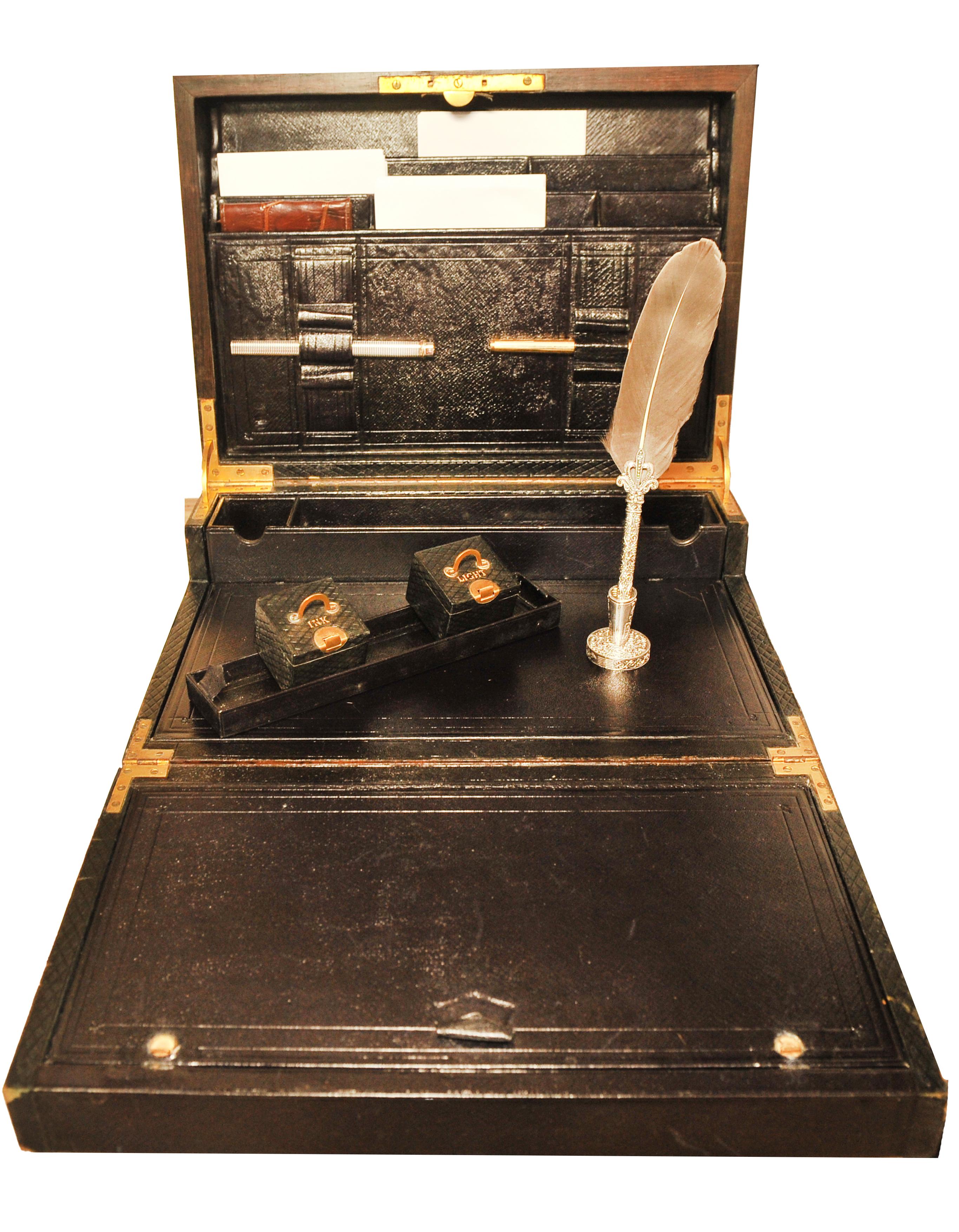 Seltener handgefertigter Regency-Schreibtisch aus Rosenholz mit Klappverschluss aus Leder im Angebot 1