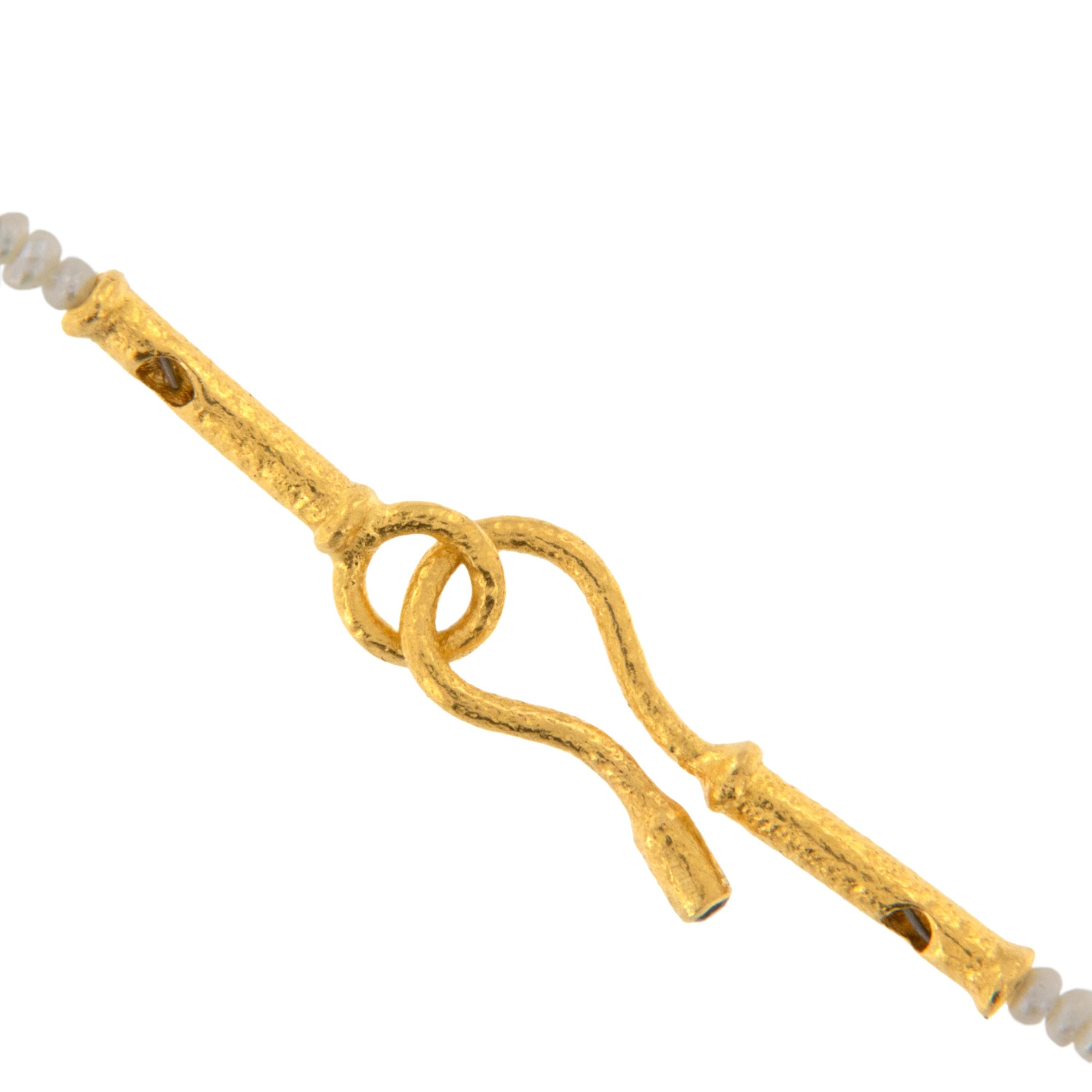 Rare collier perlé à la main en or jaune 24 carats et perles naturelles Neuf - En vente à Troy, MI