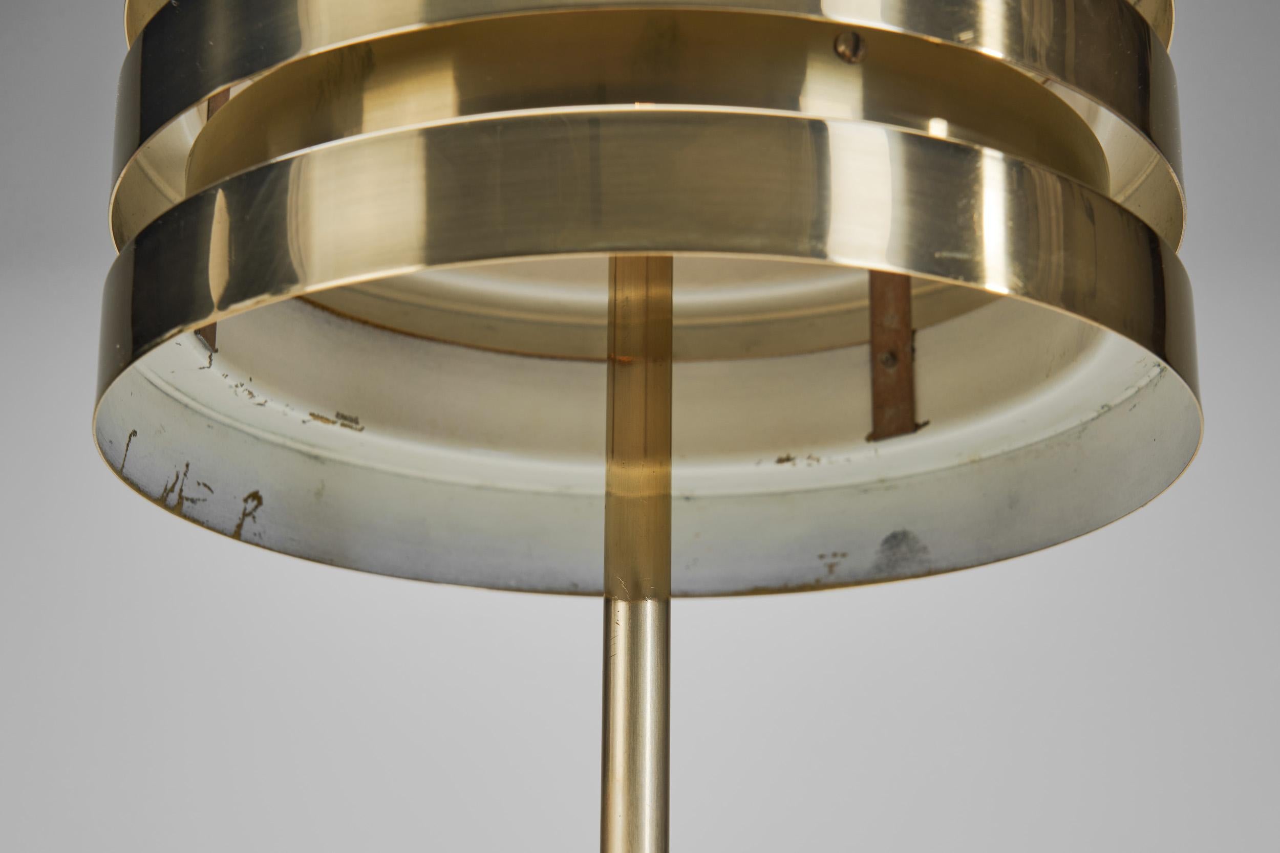 Rare lampadaire en laiton Hans-Agne Jakobsson pour AB Markaryd, Suède vers les années 1960 en vente 9