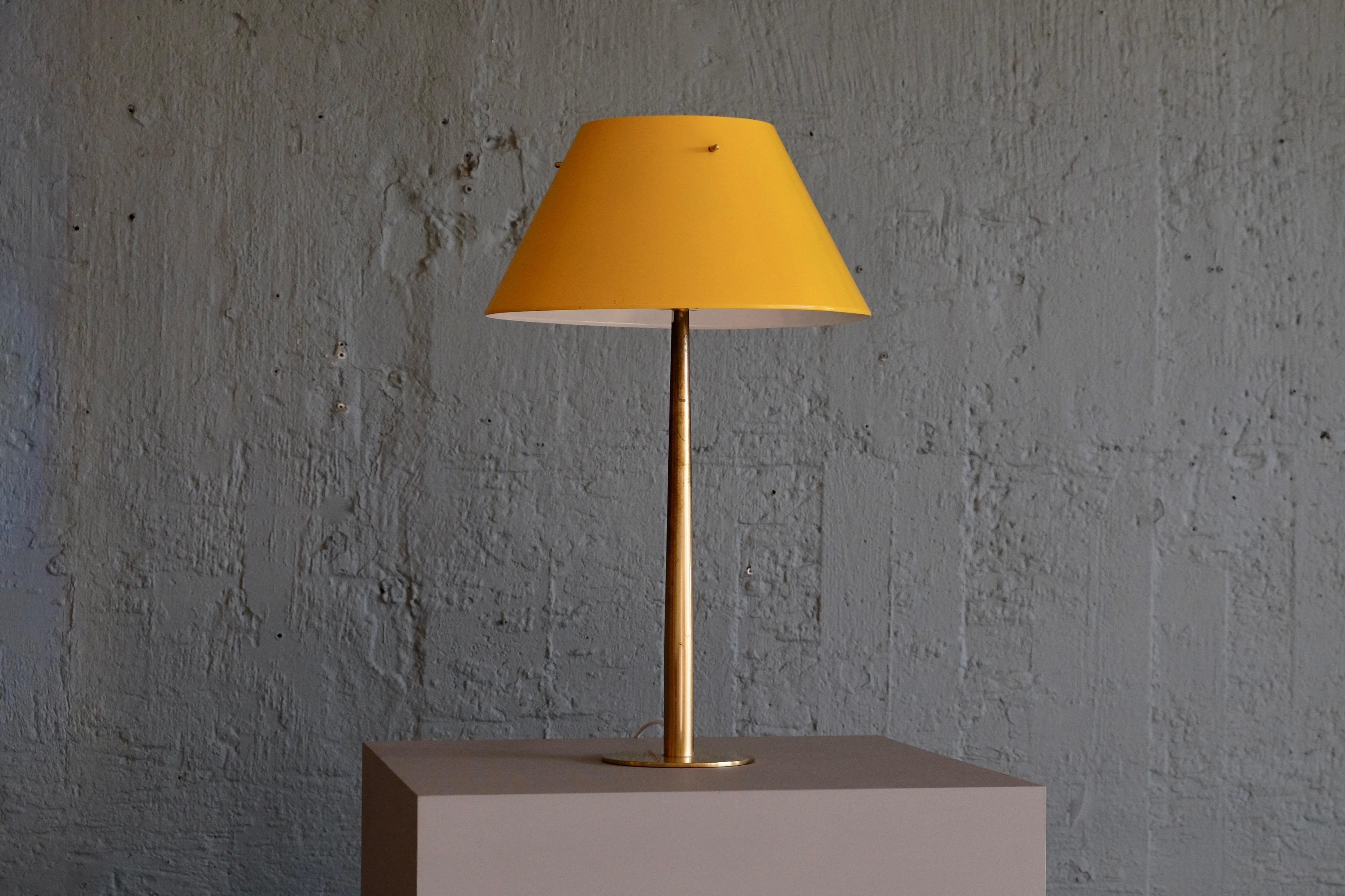 Scandinavian Modern Rare Hans-Agne Jakobsson Brass Table Lamp B-105, 1960s