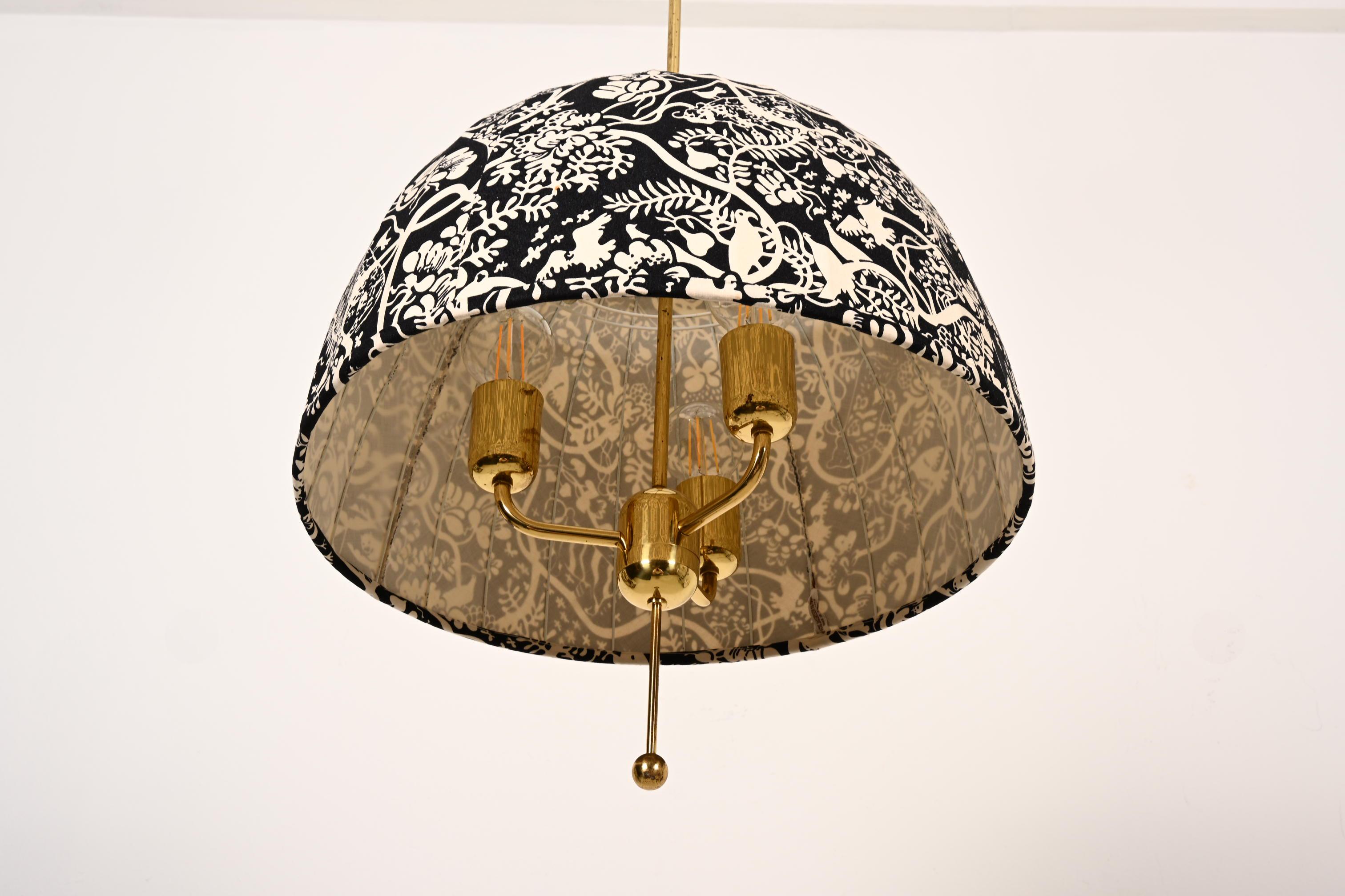 Seltene Hans-Agne Jakobsson Caroline T 549/3 Pendelleuchte (Mitte des 20. Jahrhunderts) im Angebot