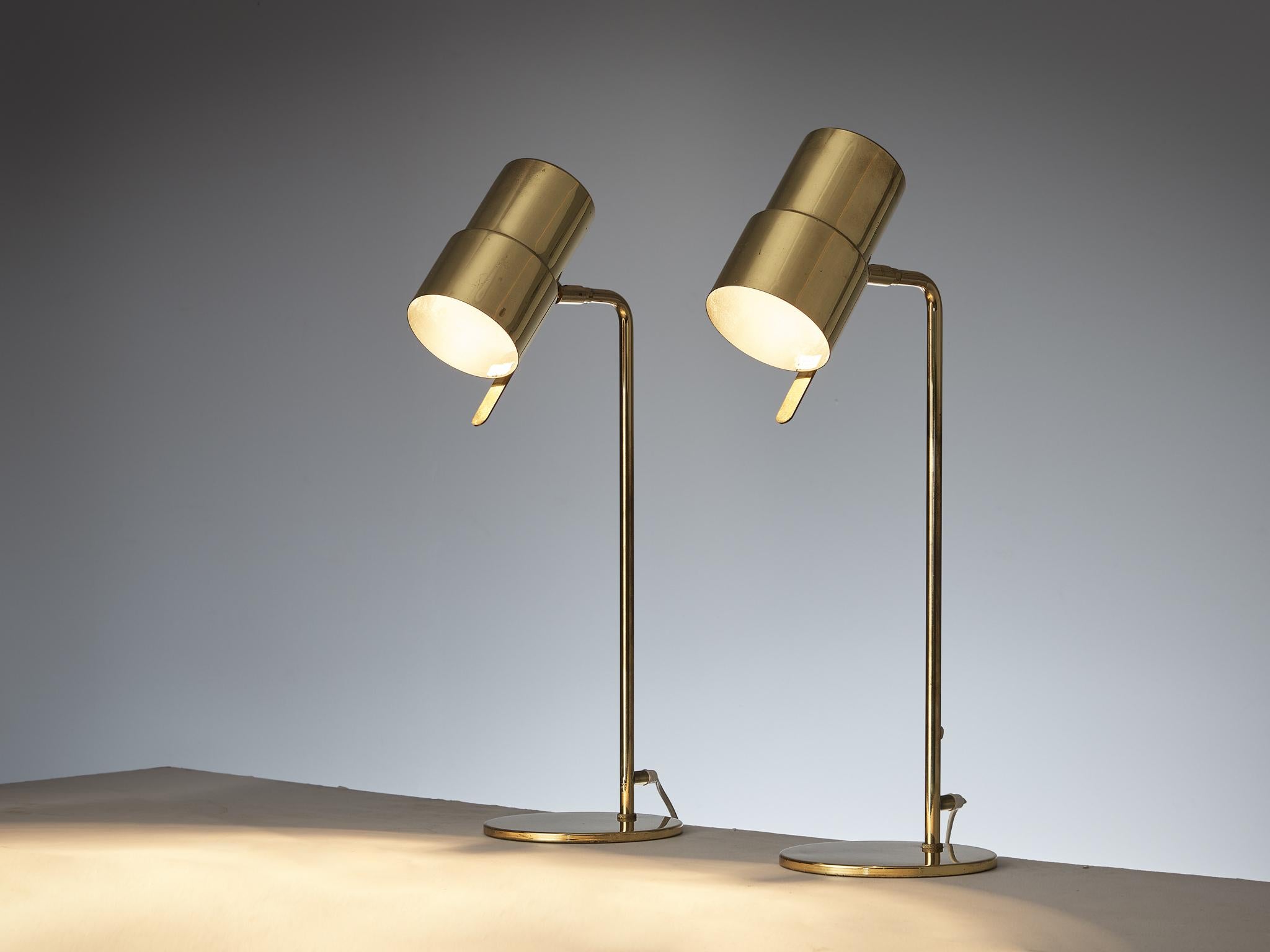 Hans-Agne Jakobsson manufactured in Markaryd, table / desk lamps ‘Nicke’ model B195/2, brass, metal, Sweden, 1960s 

This rare desk lamp is designed by the renowned Swedish designer Hans-Agne Jakobsson. The piece embodies a splendid construction
