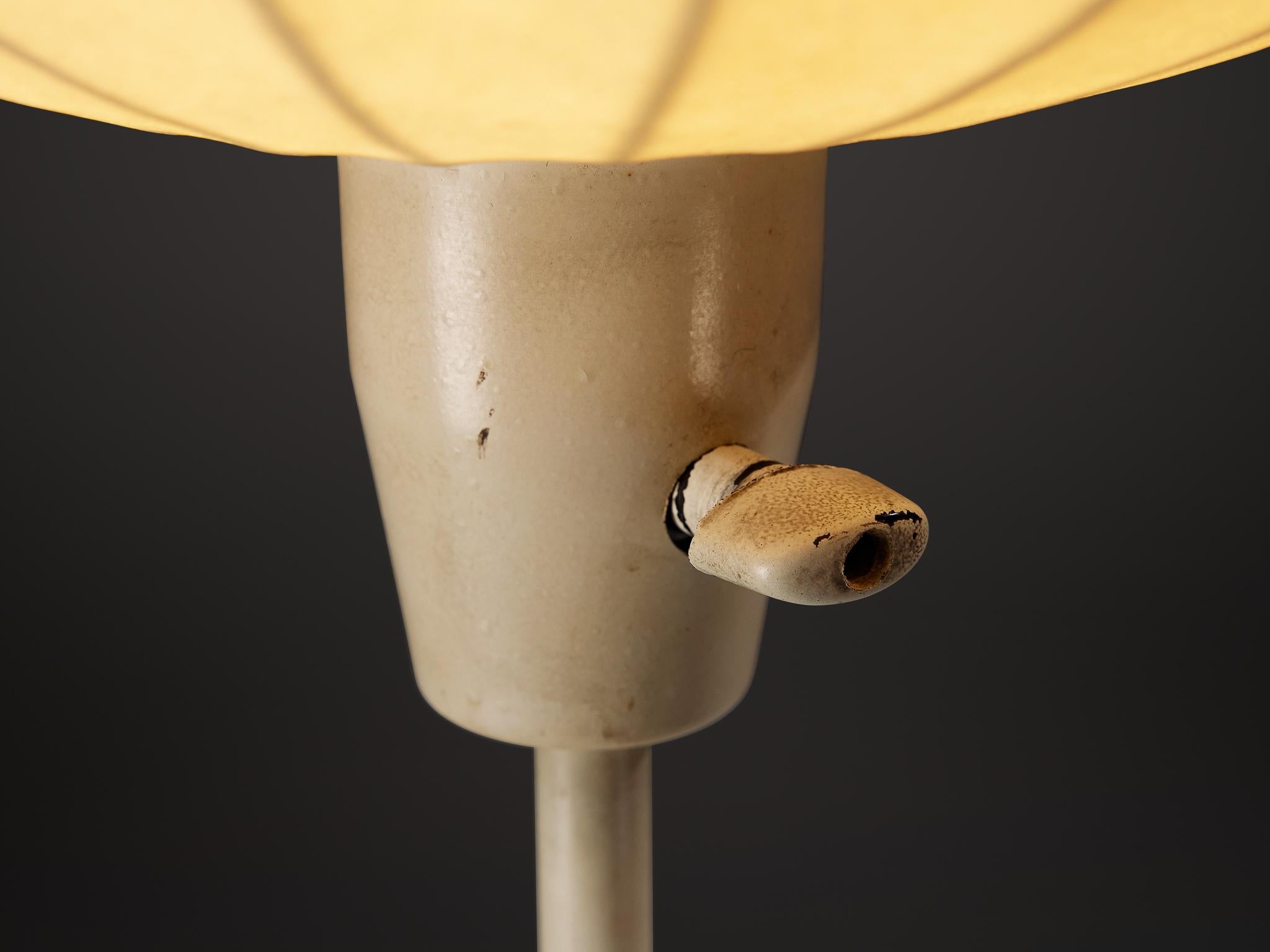 Rara lámpara de pie de dos brazos Hans Bergström para Ateljé Lyktan con pantalla Cocoon en venta 3