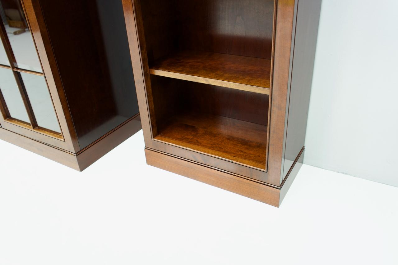 Rare Hans Hopfer Display-Bookcase Cabinet Cherrywood WK, Germany In Good Condition For Sale In Frankfurt / Dreieich, DE