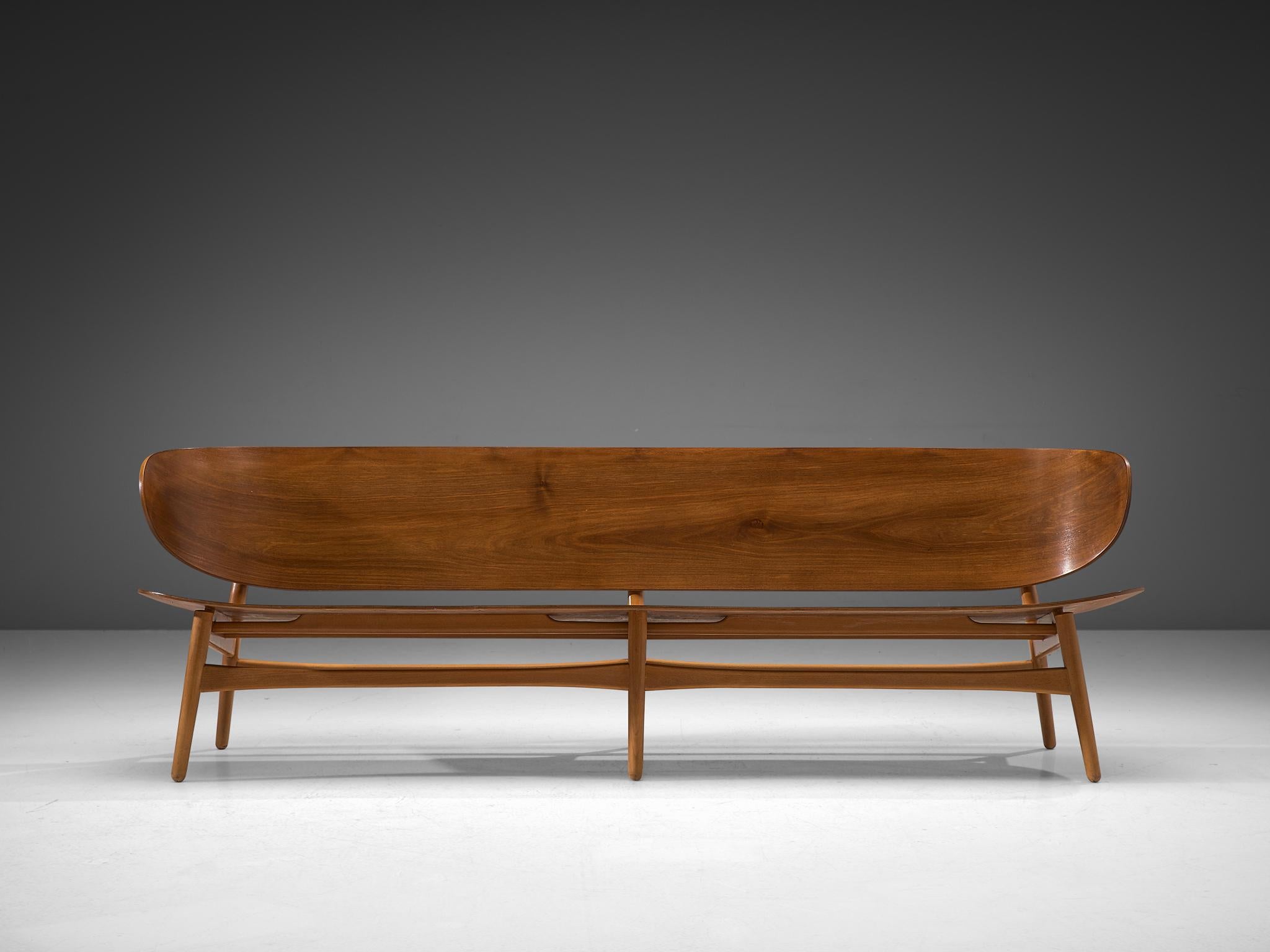 Rare Hans J. Wegner 'FH 1935' Four-Seat Sofa Bench in Walnut In Good Condition In Waalwijk, NL