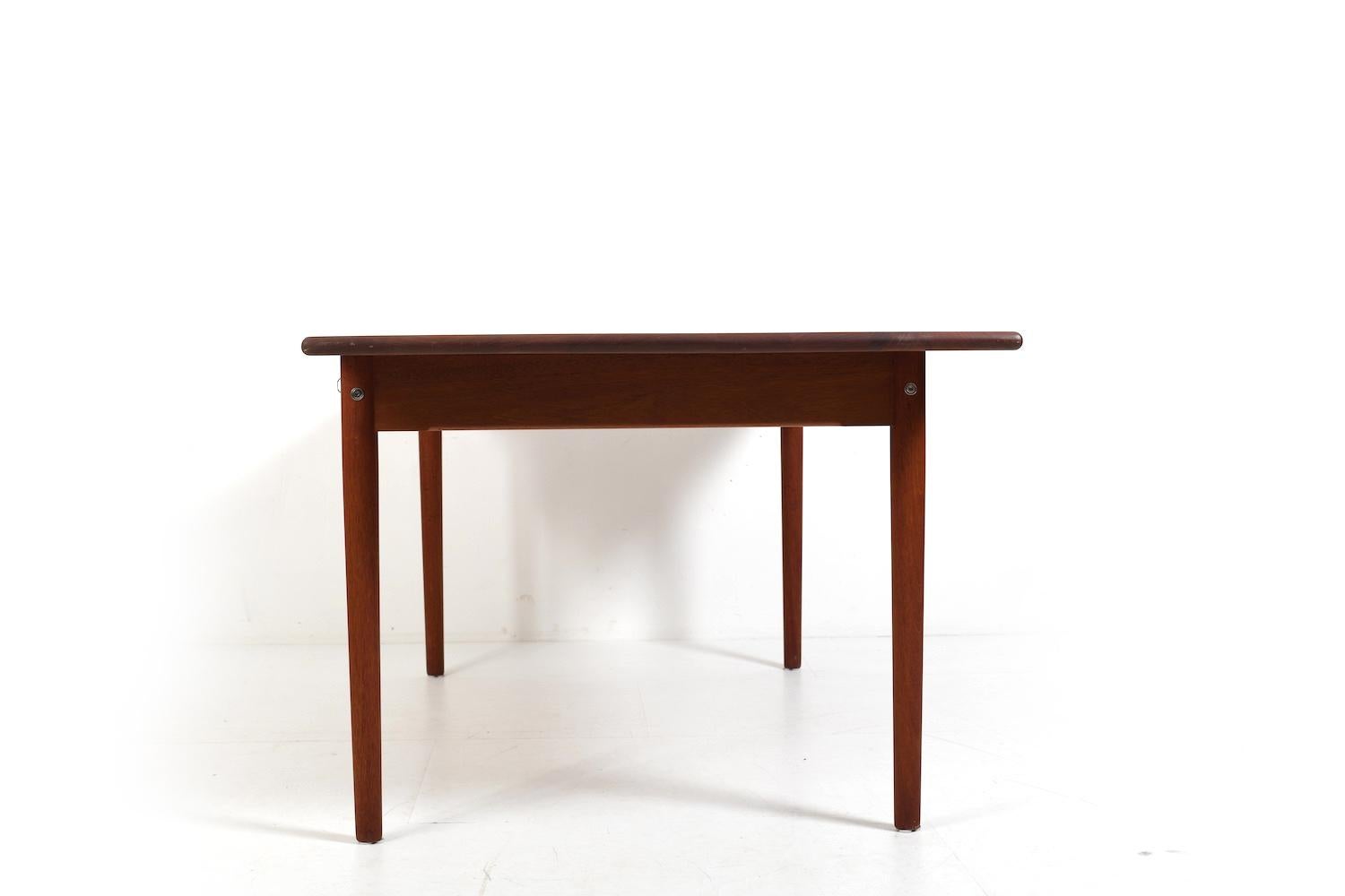 Rare Hans J. Wegner PP-312 Teak Desk 1960s. For Sale 4