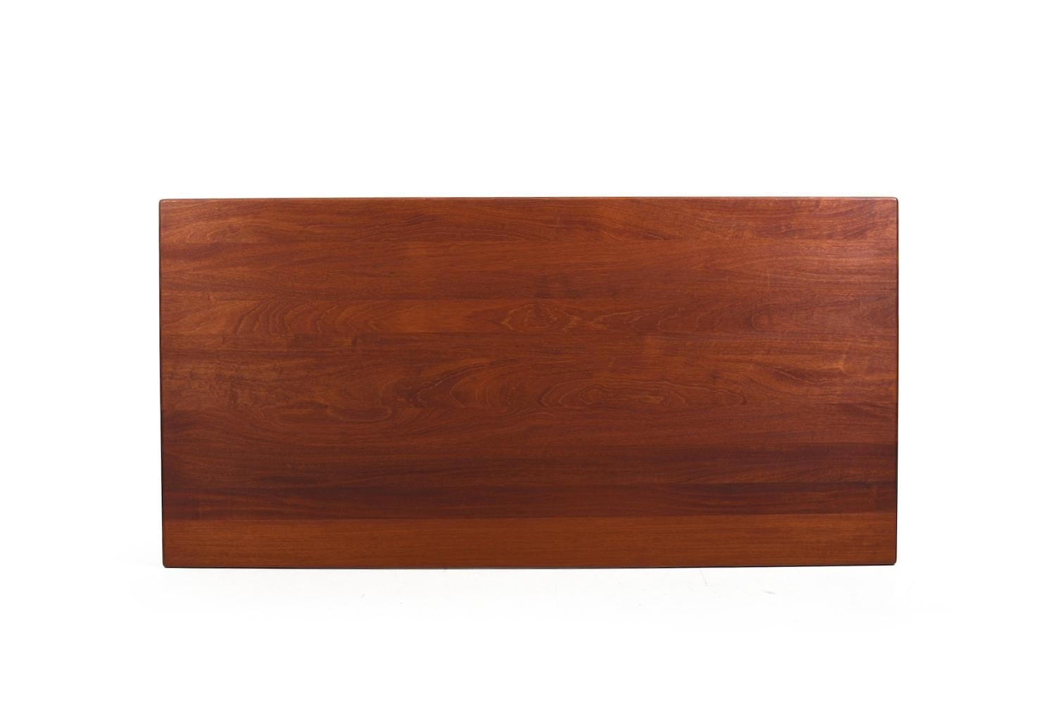 Rare Hans J. Wegner PP-312 Teak Desk 1960s. For Sale 6