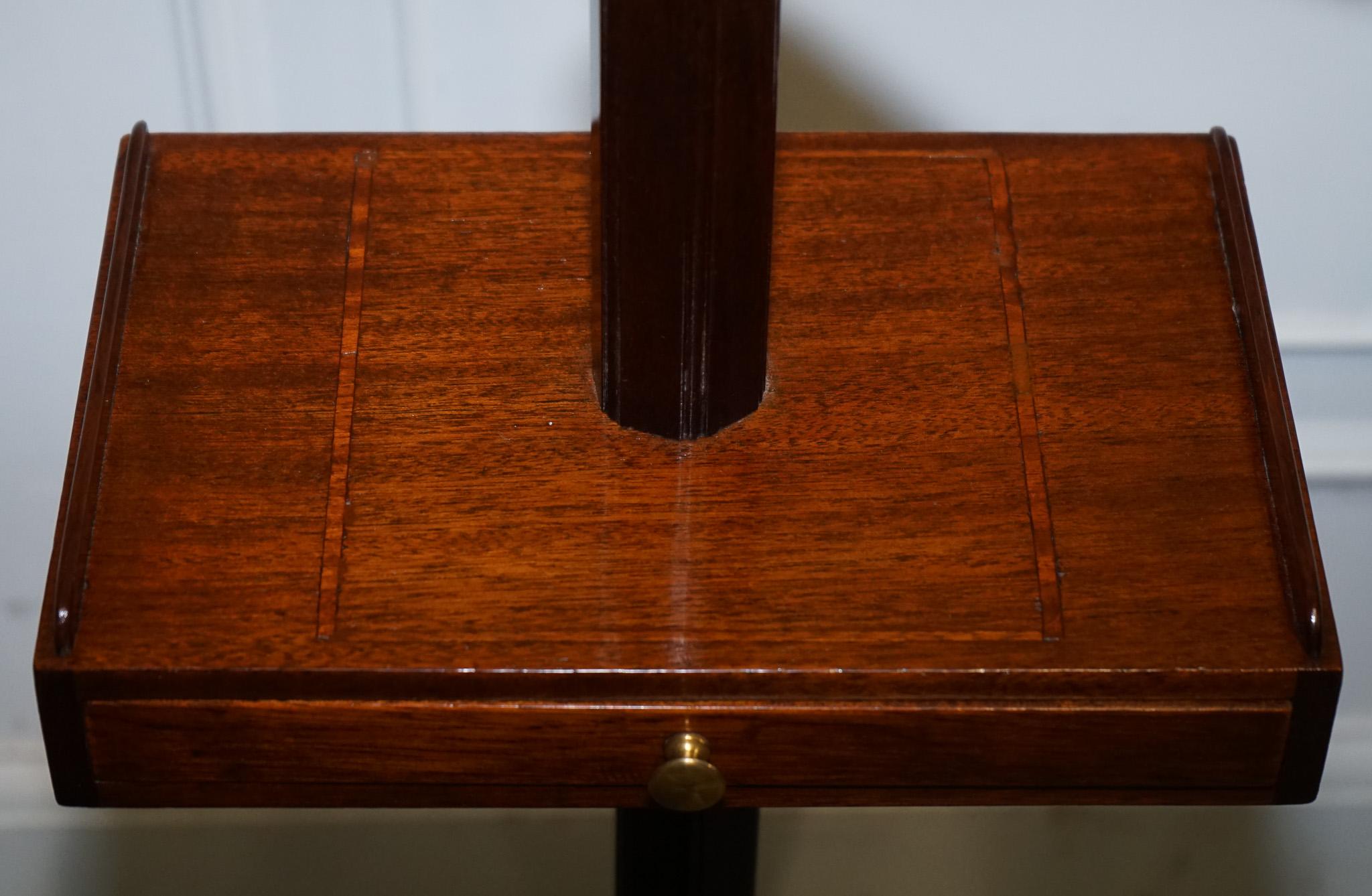 RARE HARRODS LONDON ENGLISH READING LAMP STAND SIDE TABLE WiTH LAMP For Sale 1