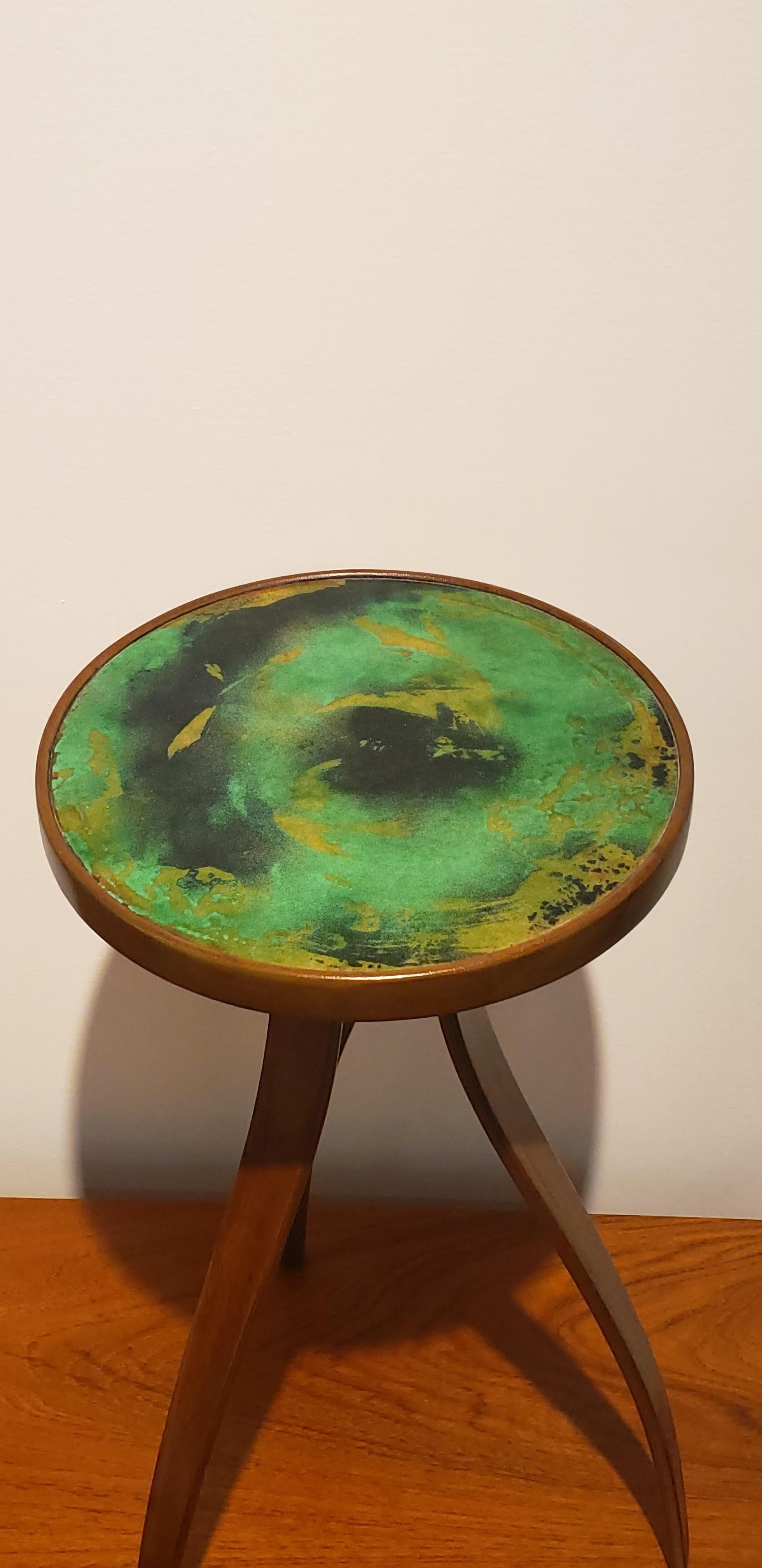 Rare Harvey Probber Mahogany Enamel Copper Round Side Drink Table In Good Condition For Sale In Sarasota, FL