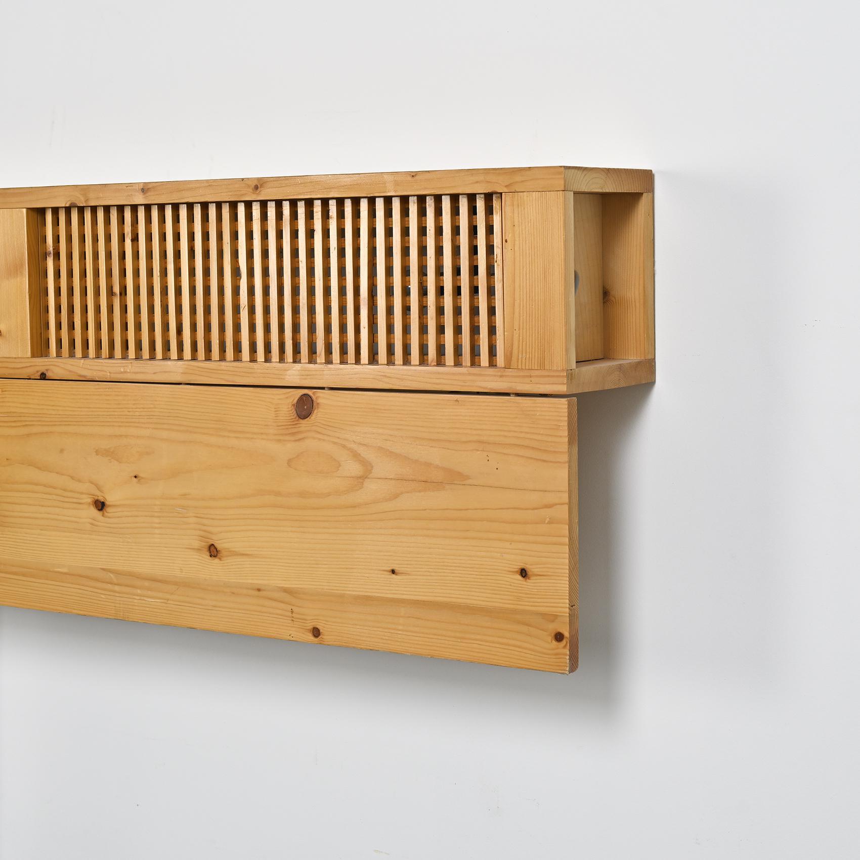 Rare tête de lit de Charlotte Perriand, France circa 1970 1