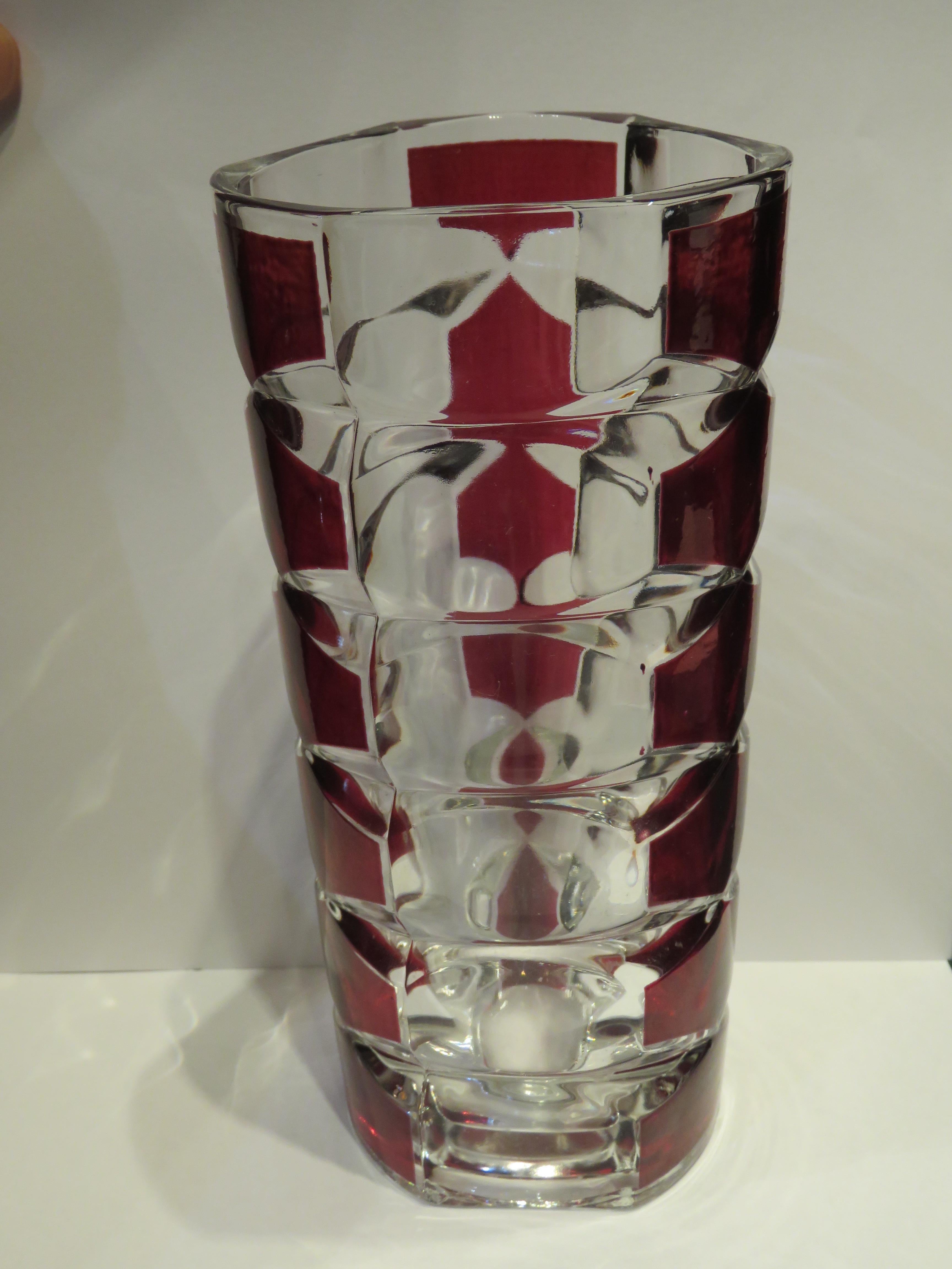 A Magnificent Rare 19th Century Gorgeous Cranberry to Clear Crystal Floral Flower Vase Attributed to Bacarrat. Magnificently done in Red to Clear. STAMPED FRANCE ON BOTTOM!! A Masterpiece!!
TAKEN OUT OF A MILLION DOLLAR BROOKLYN, NY ESTATE
Approx 7