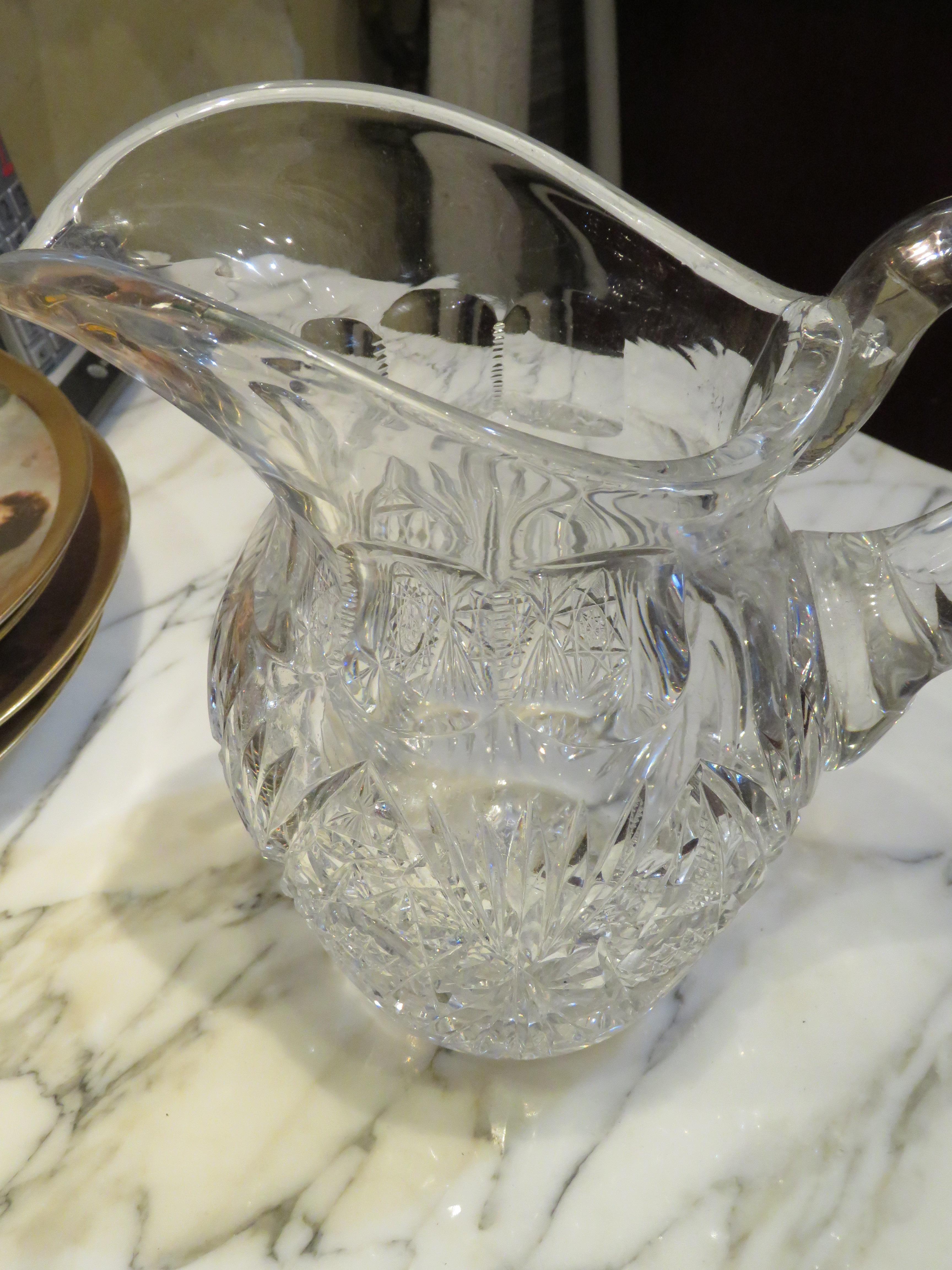 Rare pichet en verre taillé à la main avec diamants brillants du 19ème siècle Bon état - En vente à New York, NY