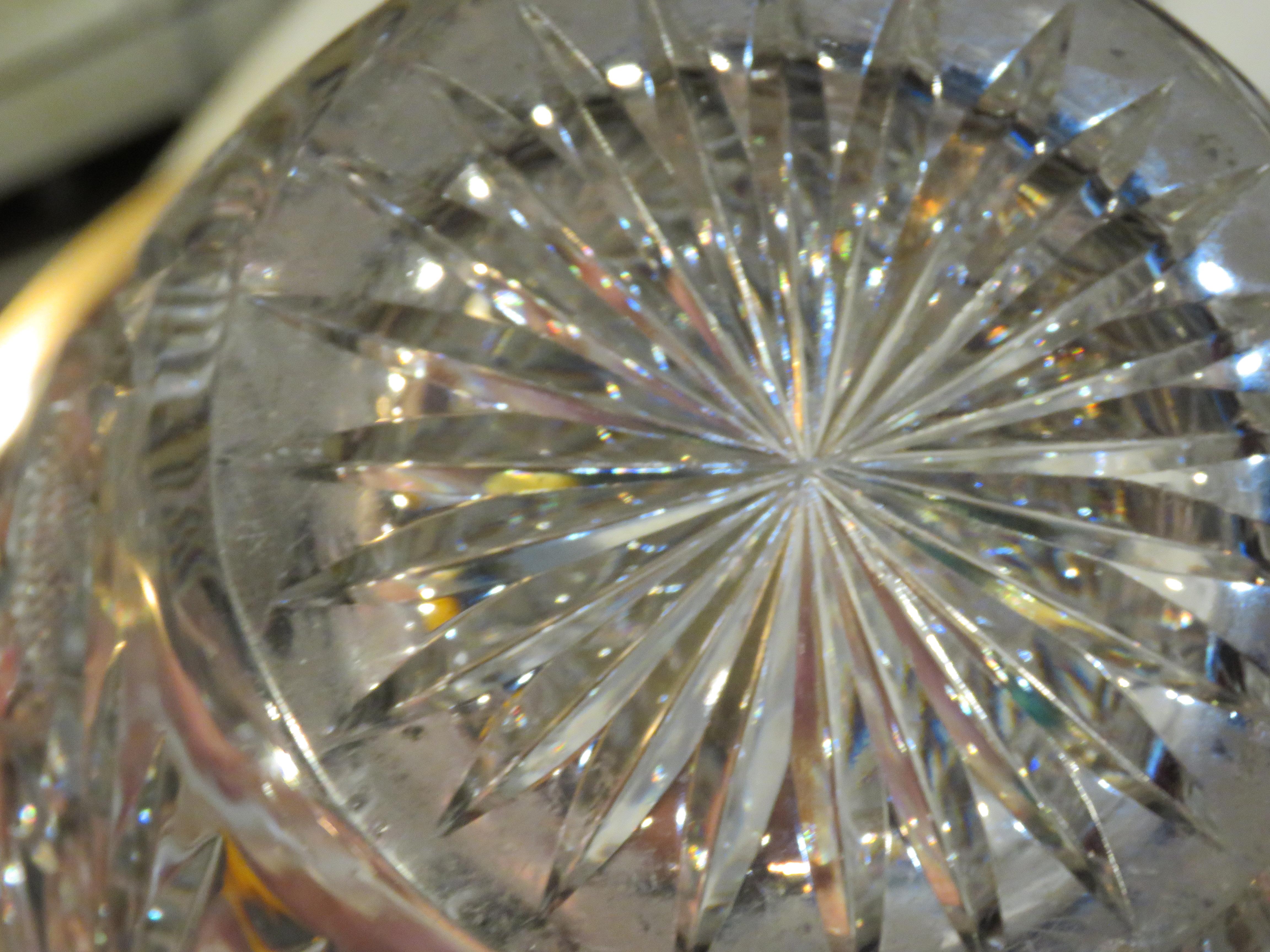 Rare pichet en verre taillé à la main avec diamants brillants du 19ème siècle en vente 1