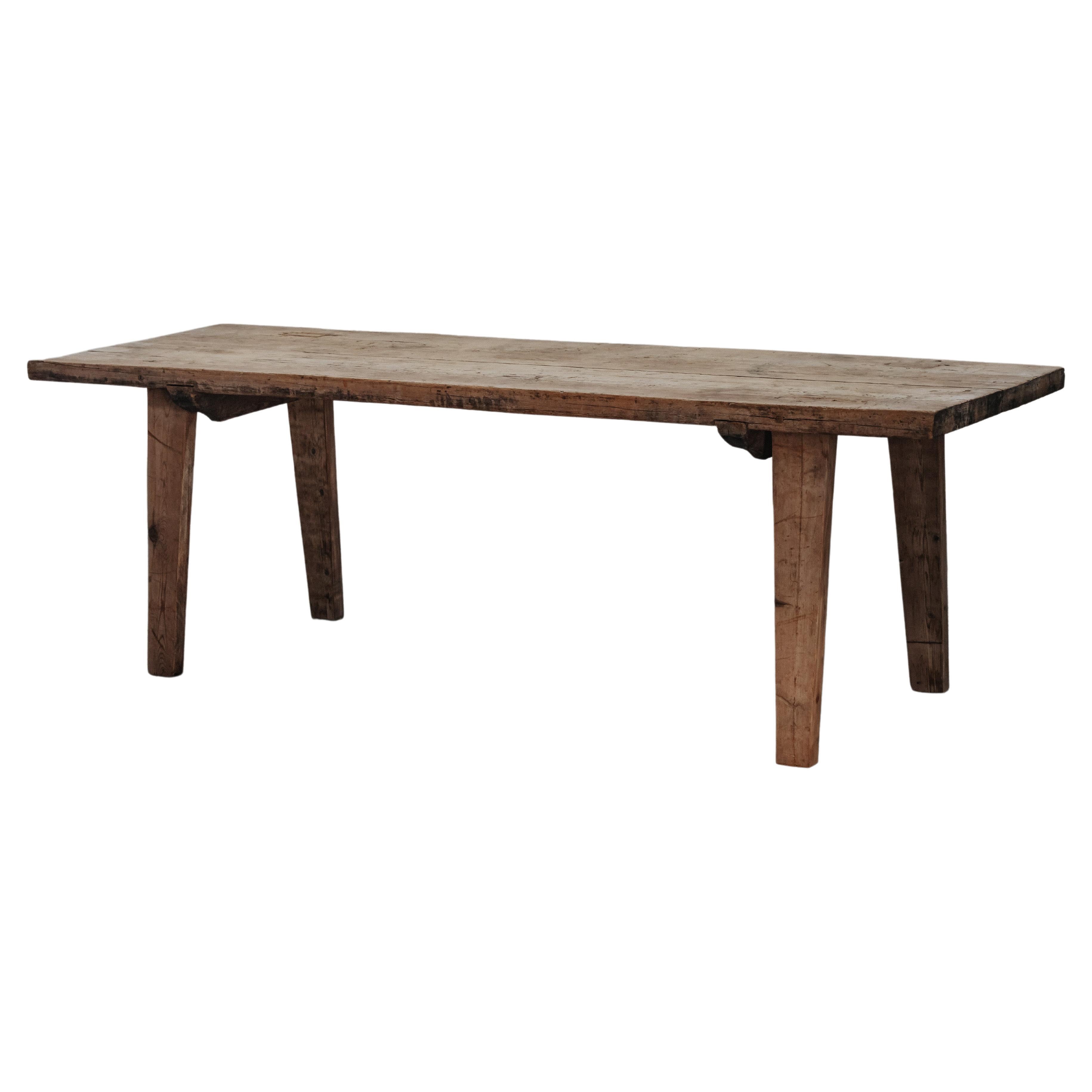 Rare "Hedna" Dining Table From Sweden, Circa 1800 For Sale