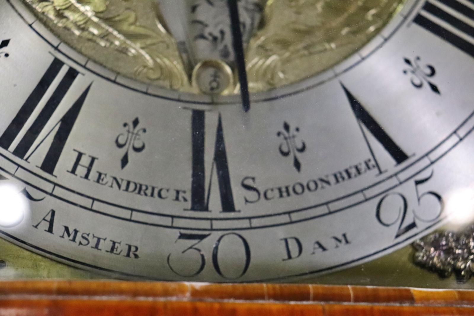 Seltene Hendrick Schoonbeck Großvater-Uhr mit niederländischer Intarsienarbeit und hohem Gehäuse  im Zustand „Gut“ im Angebot in Swedesboro, NJ