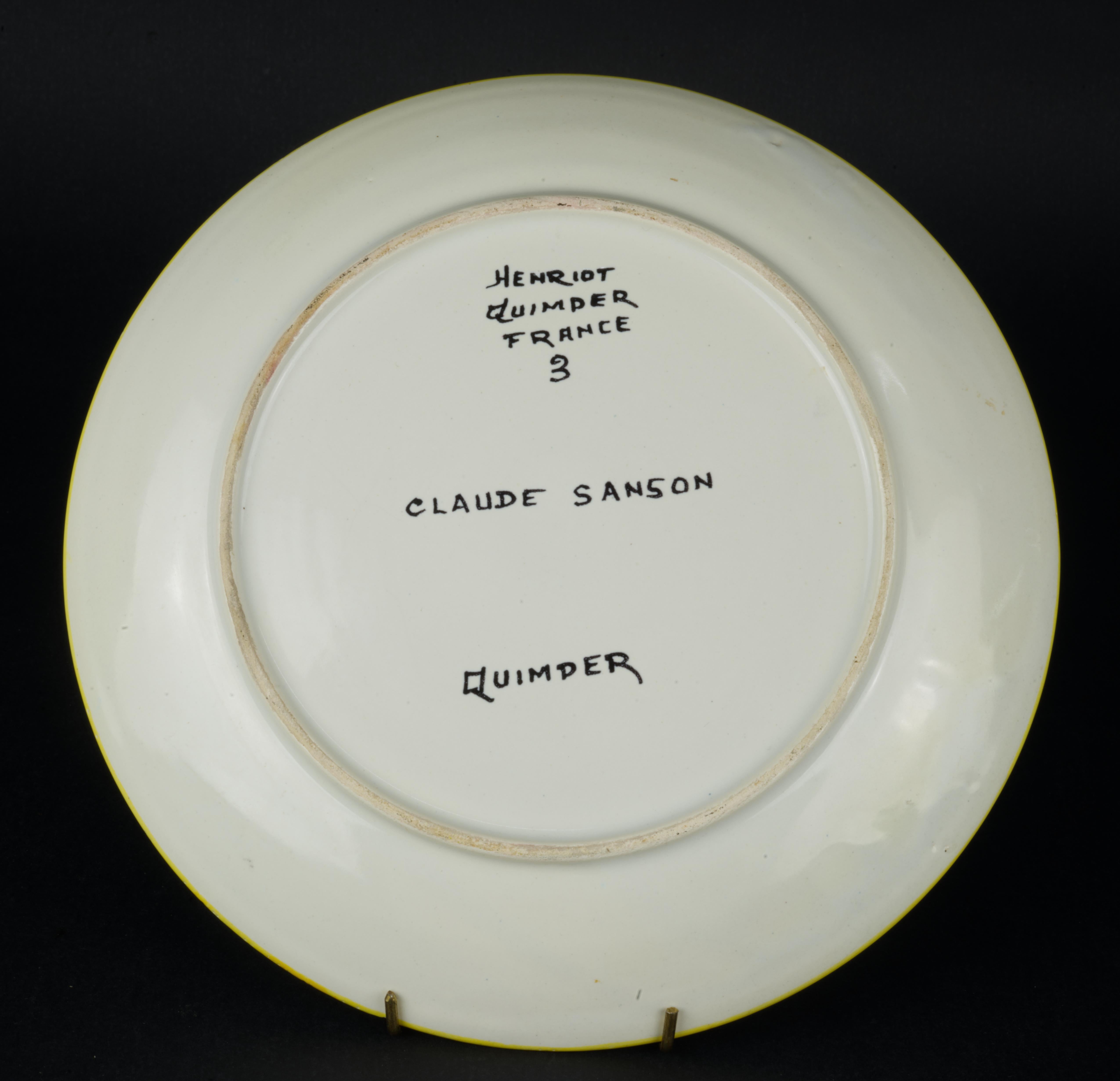 Raro plato de la serie de sombreros de loza de Henriot Quimper de Claude Sanson, años 50 Moderno de mediados de siglo en venta
