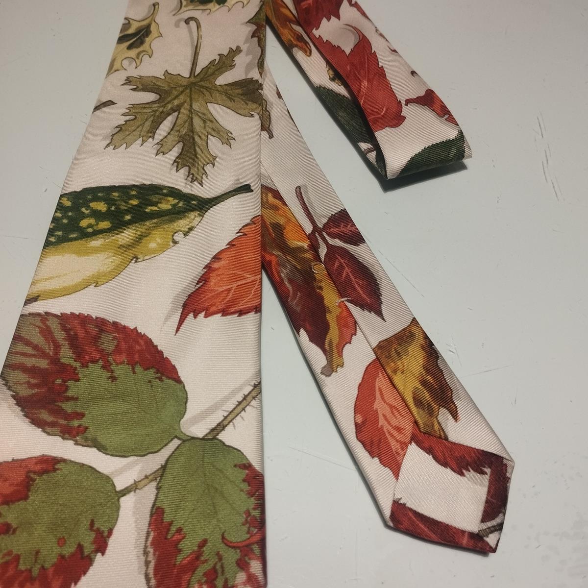 Brown Rare Hermès Autumn Leaves Tie For Sale