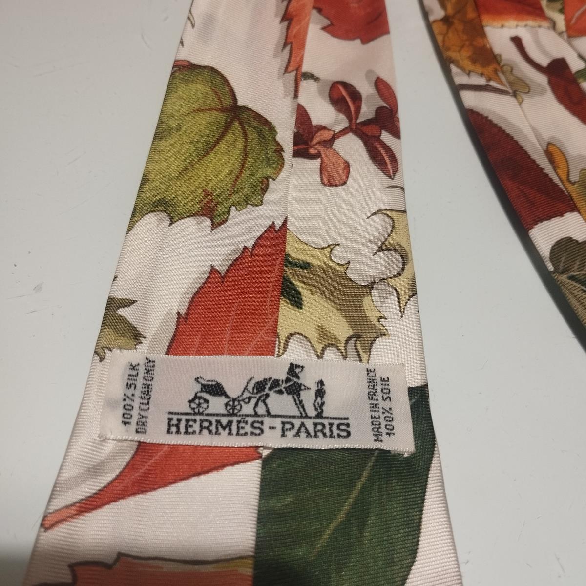 Men's Rare Hermès Autumn Leaves Tie For Sale