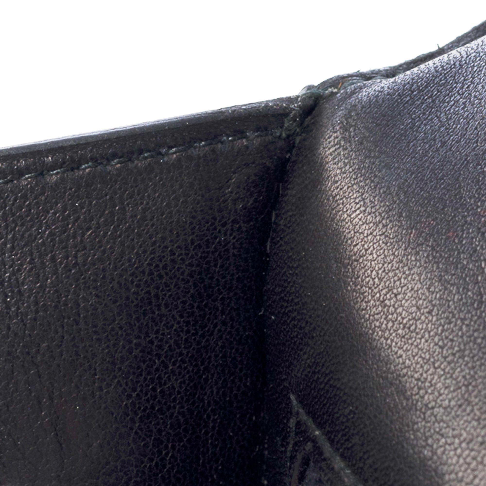 Hermès Rare sac à bandoulière Constance 23 en cuir de veau noir, or et émail en vente 3