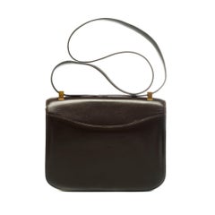 Rare Hermes Constance 23 shoulder bag in brown calfskin with gold hardware !