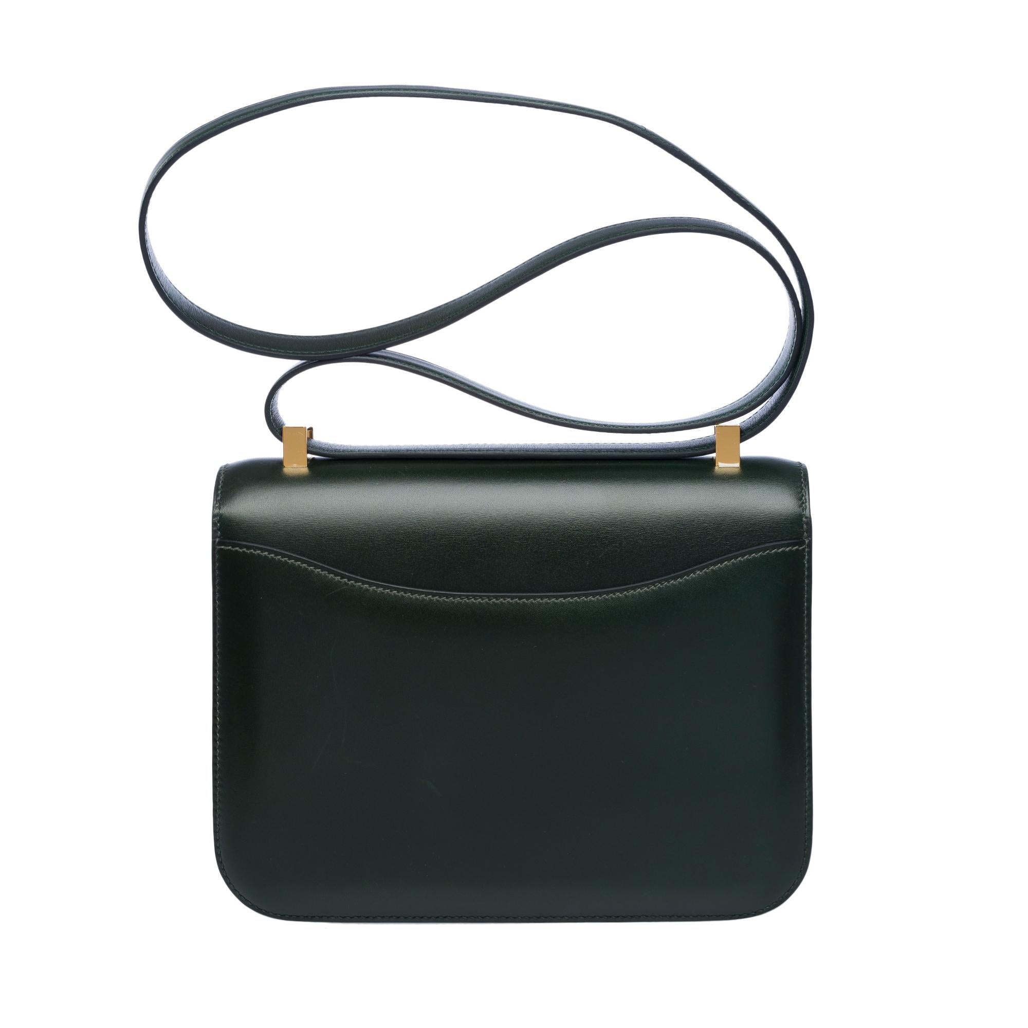 Rare Hermès Constance 23 shoulder bag in dark green box calfskin leather , GHW In Excellent Condition For Sale In Paris, IDF