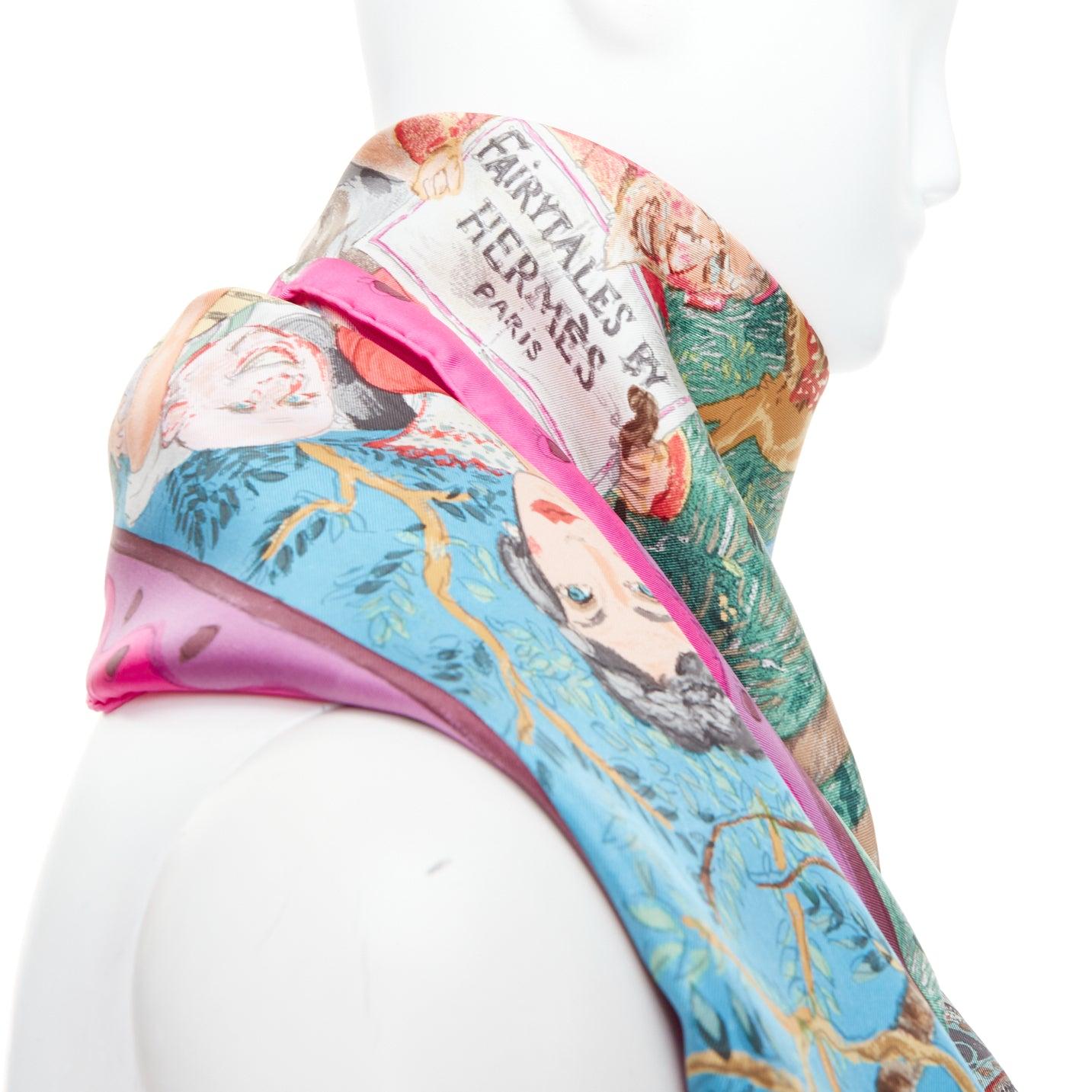 Seltener HERMES Fairytales Philippe Dauchez Carre Schal mit rosa Twill-Druck 90cm im Angebot 2