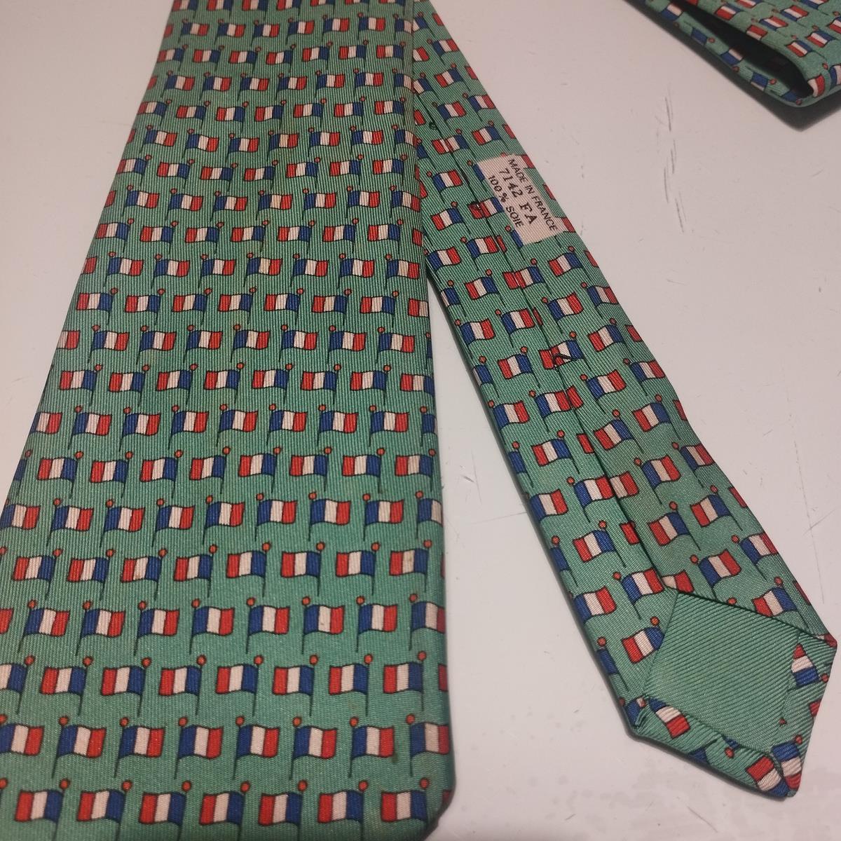 Gray Rare Hermès French Flag Silk Tie For Sale