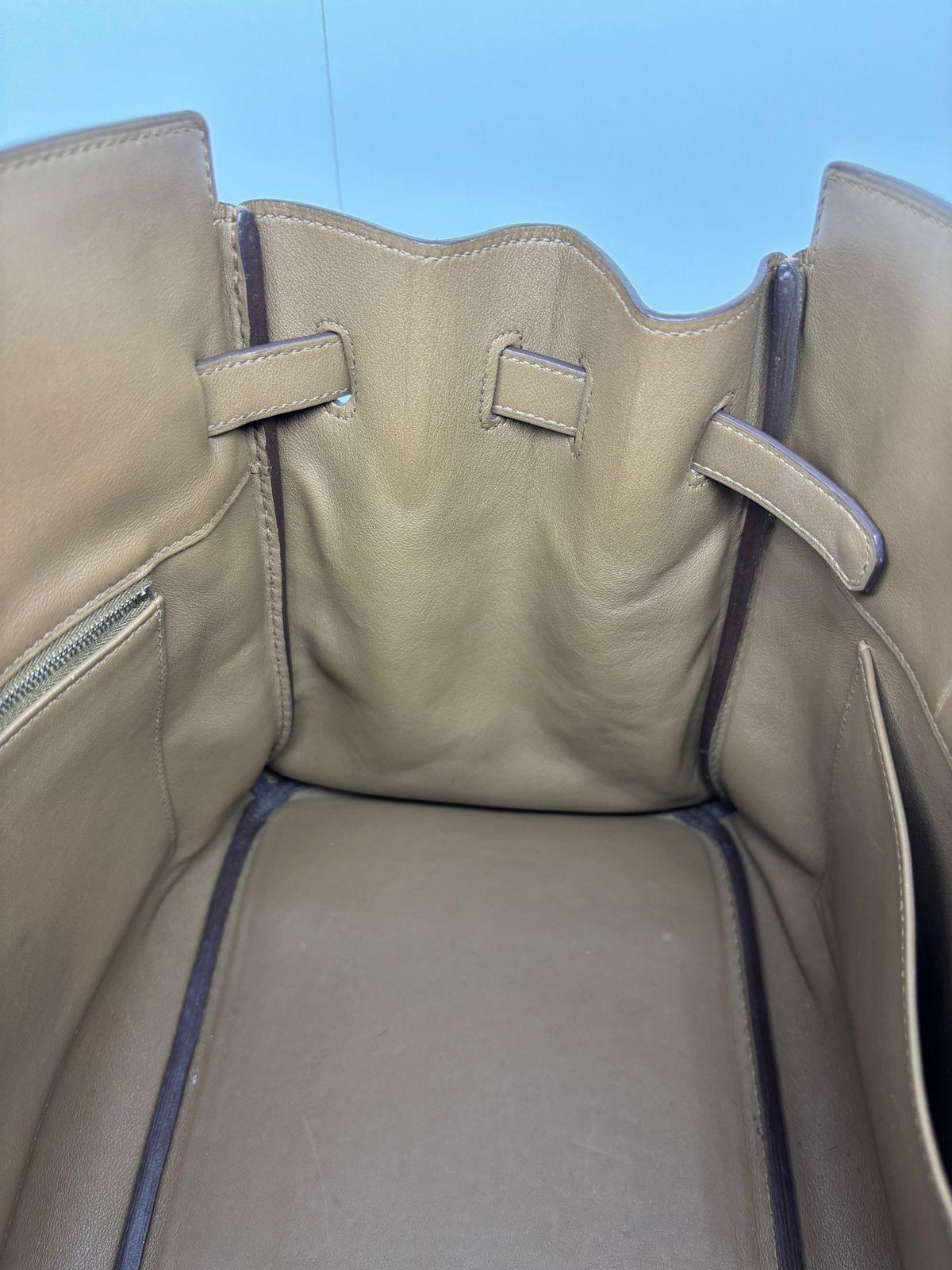 Rare Hermes Gold Swift Leather Shadow Birkin 35 Bag In Good Condition In Jakarta, Daerah Khusus Ibukota Jakarta