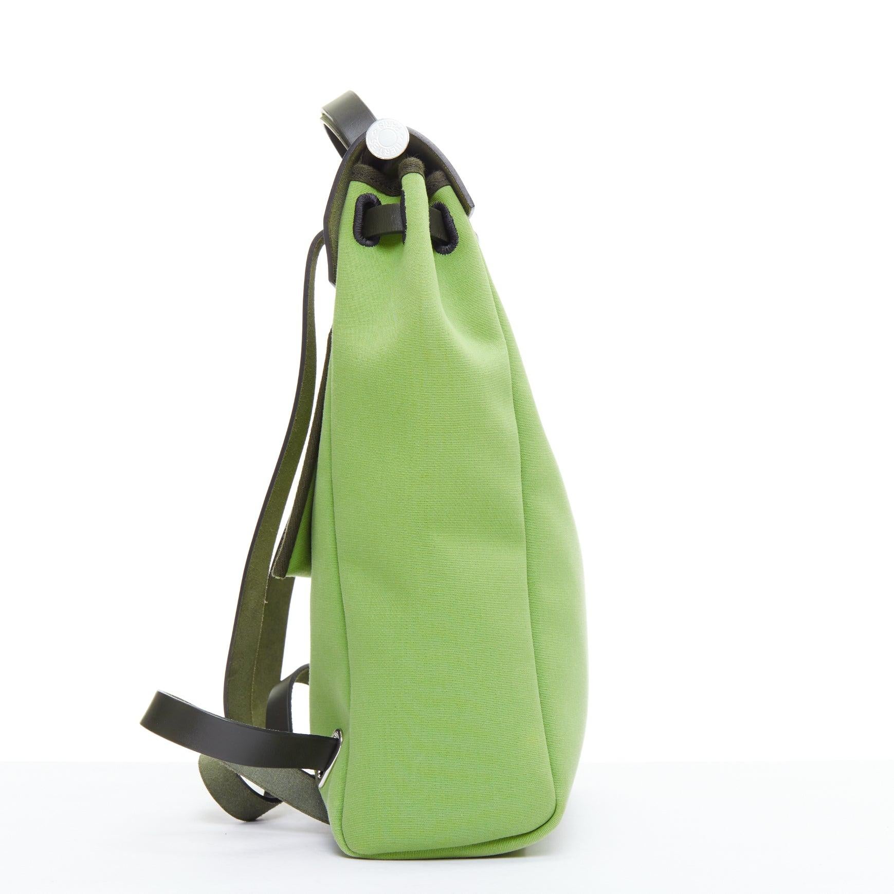 rare HERMES Herbag A Dos Vert Criquet green black canvas palladium backpack In Good Condition For Sale In Hong Kong, NT