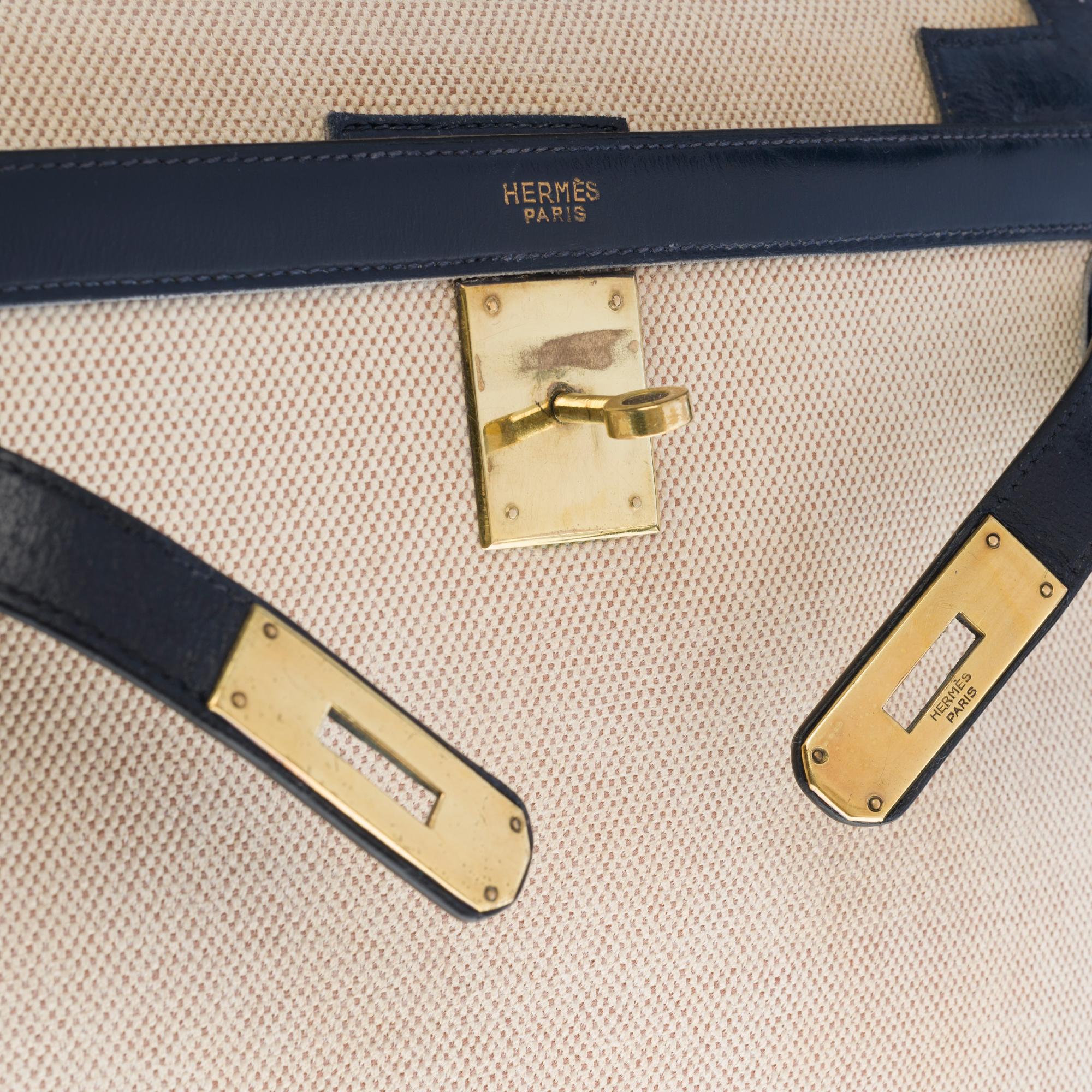 Beige Rare Hermès Kelly 28 handbag in beige canvas and navy blue calf leather, GHW