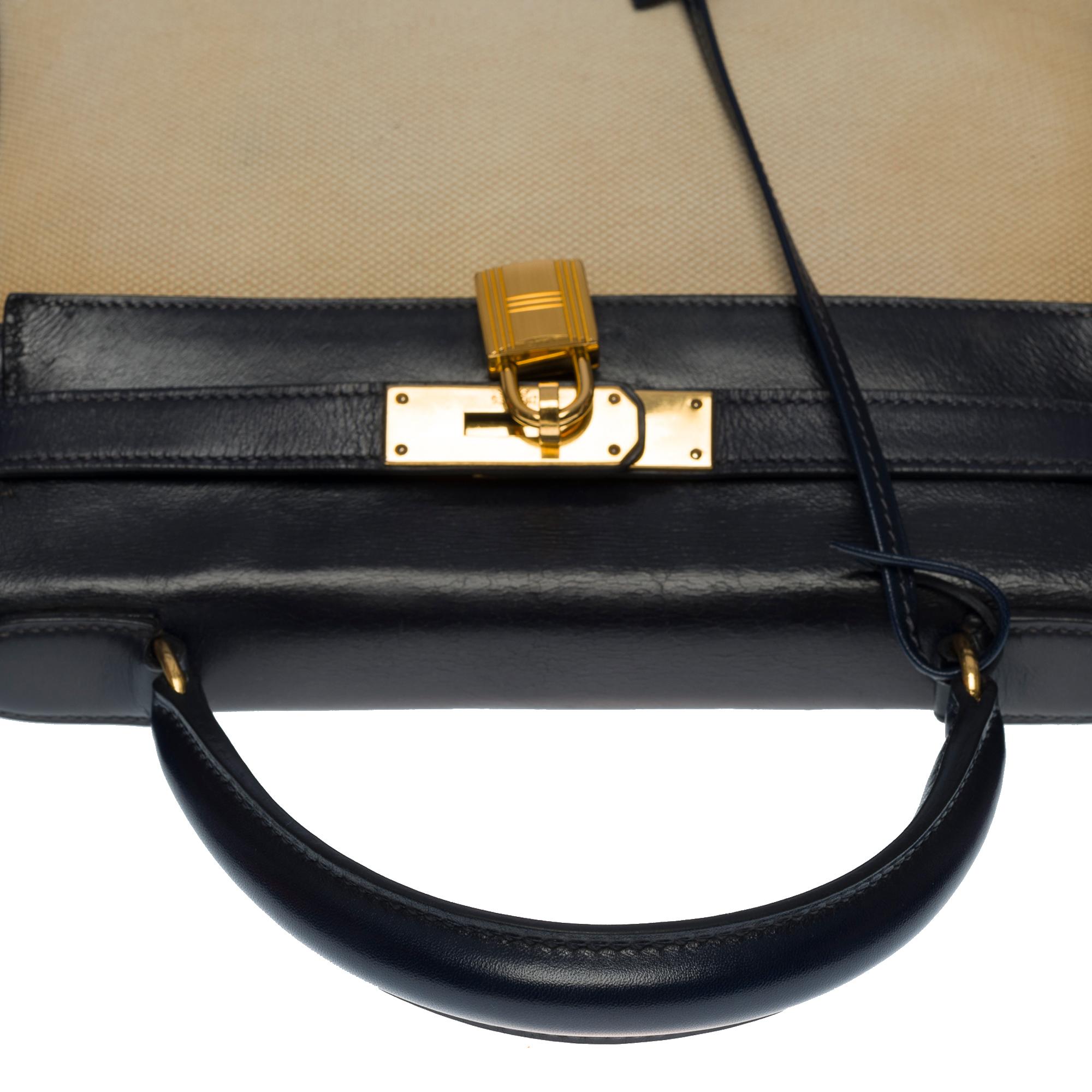 Rare sac à main Hermès Kelly 28 en toile beige et cuir de veau bleu marine, GHW en vente 2