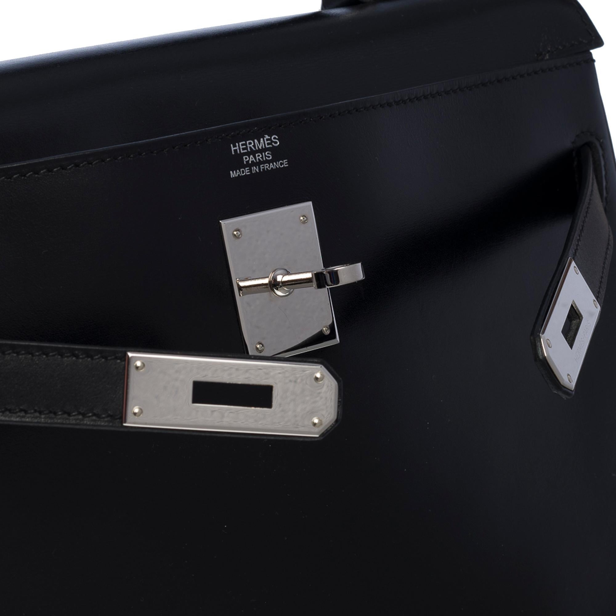 Black Rare Hermès Kelly 32 retourne handbag strap in black box calf leather, SHW